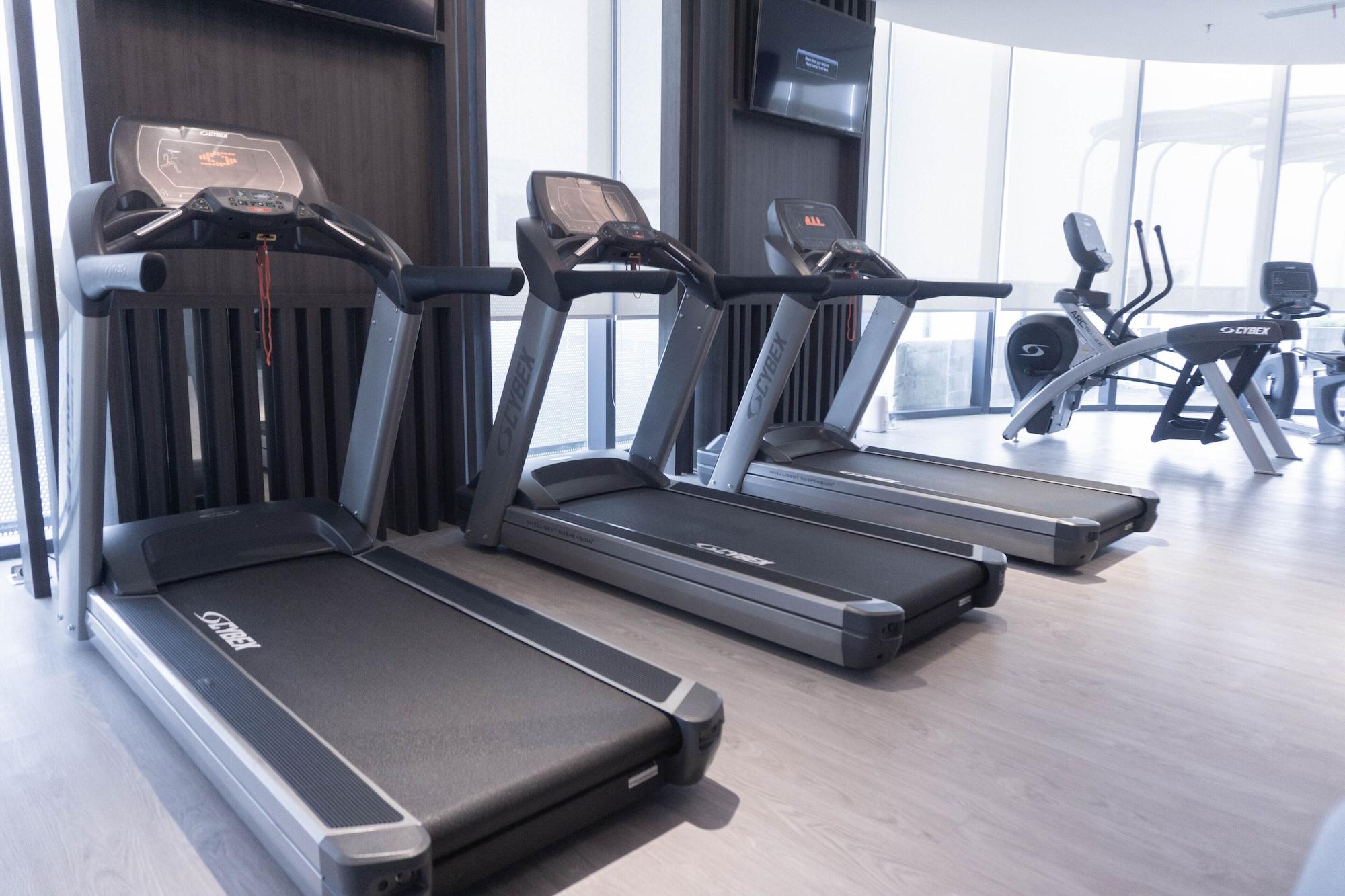 Gimnasio JHL Solitaire Gading Serpong