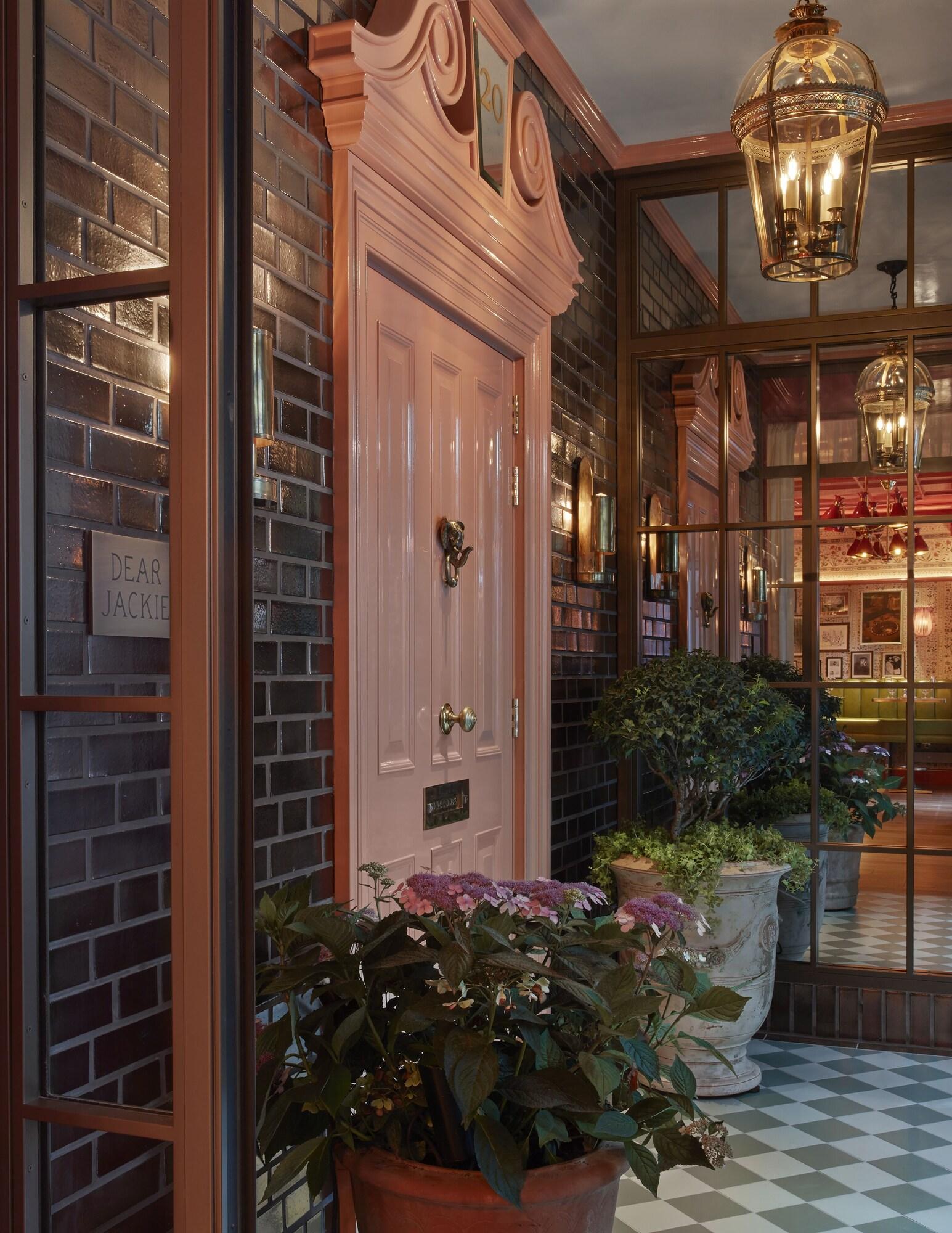 Vista Exterior Broadwick Soho