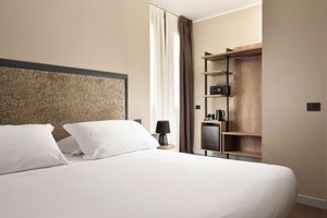 Alojamiento - Essence Hotel