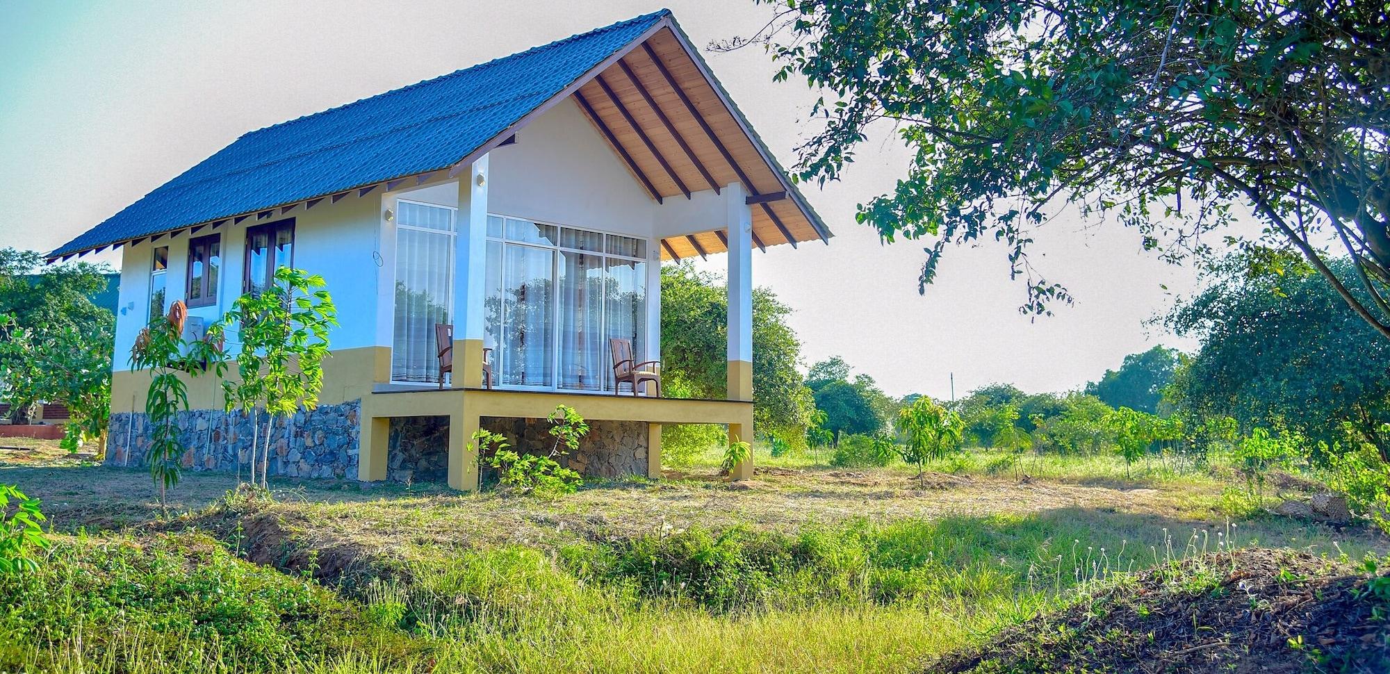 Varios thihawa eco huts yala