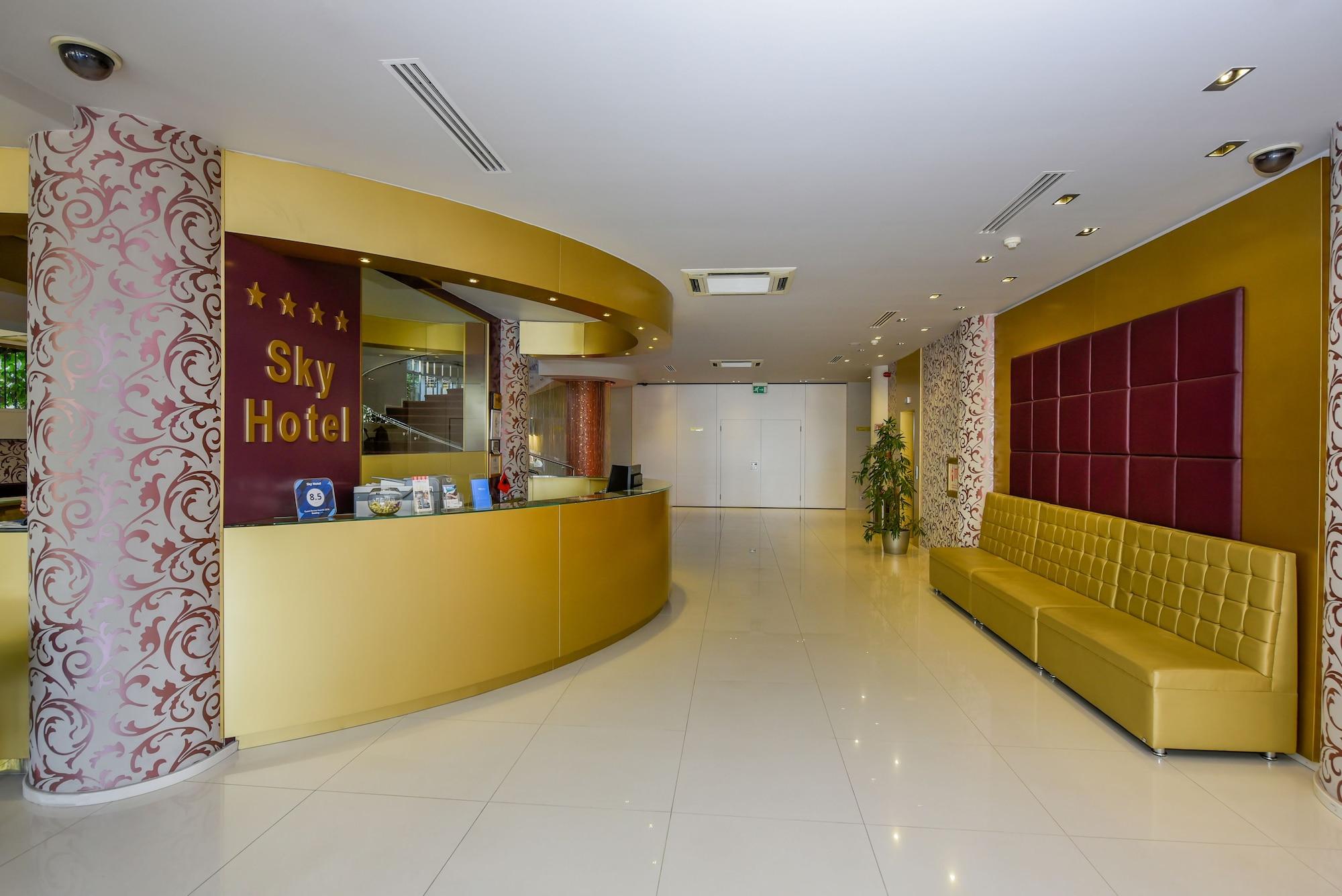 Vista Lobby Sky Tower