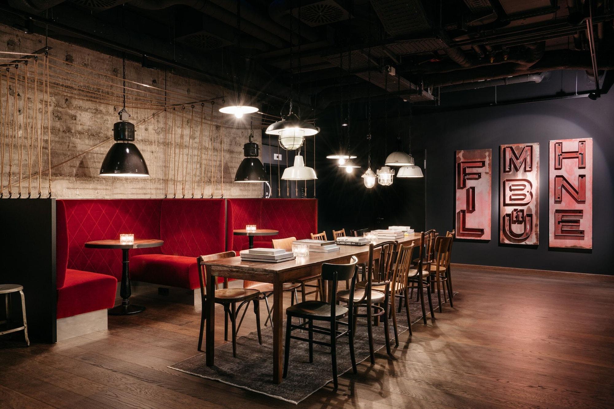 Restaurant Ruby Leni Hotel Dusseldorf by IHG