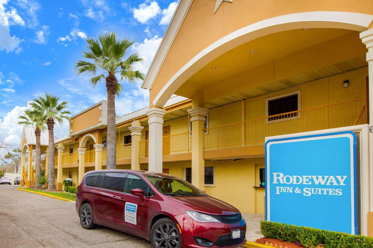 Varios Rodeway Inn & Suites Houston near Medical Center