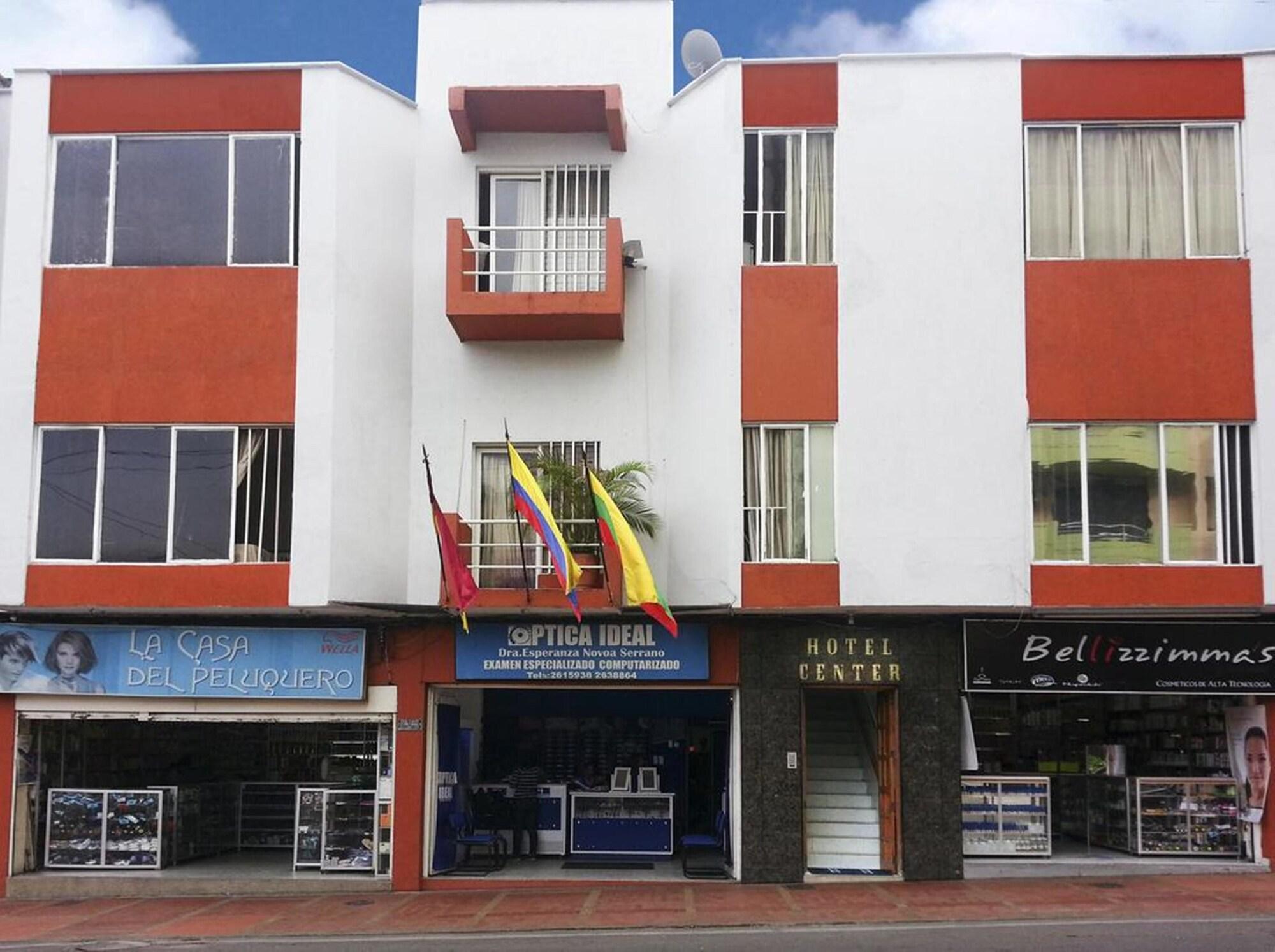 Vista Exterior Hotel Center