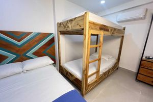 Alojamiento - Nomadas hostels