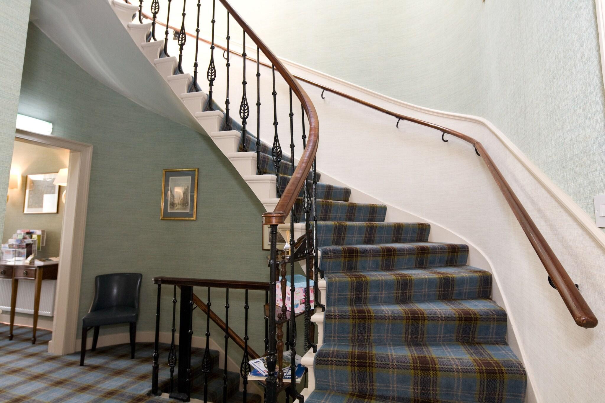 Vista Lobby Sherwood Guest House