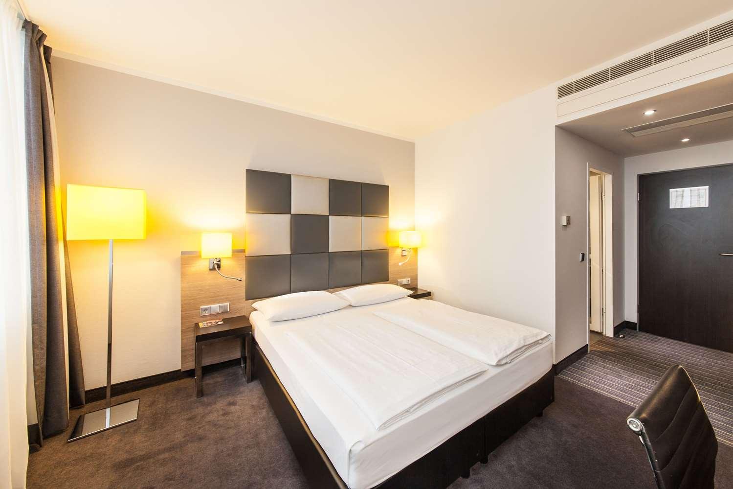 Hotel Novum Winters Hotel Berlin Im Spiegelturm Berlin