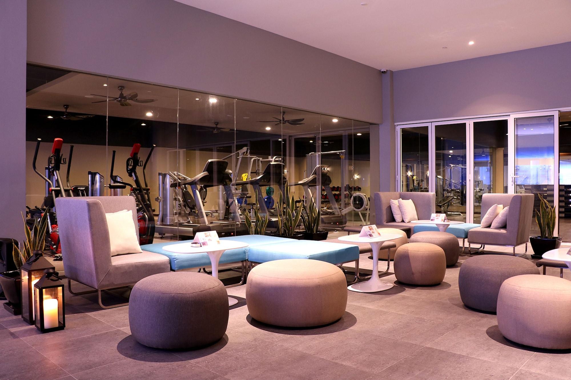 Gimnasio Pullman Miri Waterfront