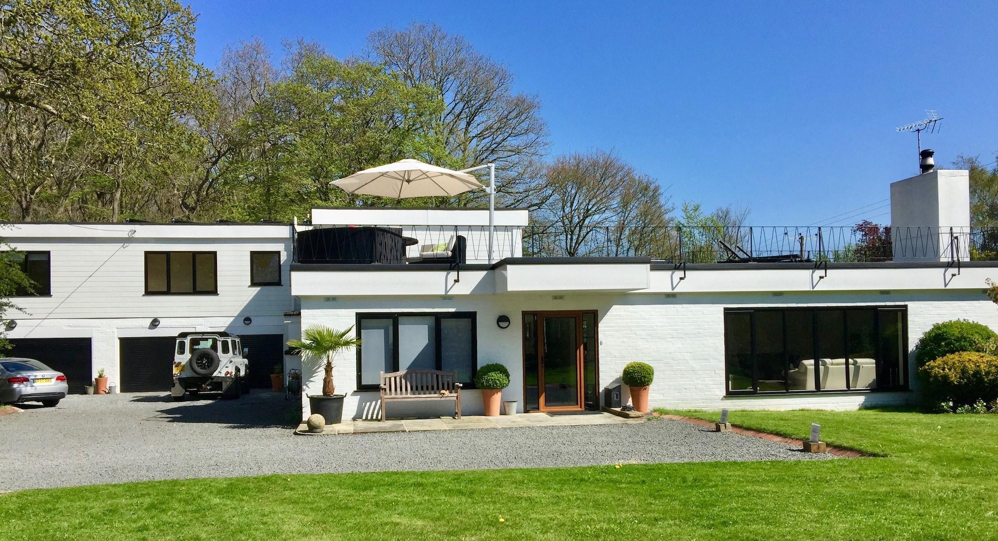 Varios White Lodge B&B