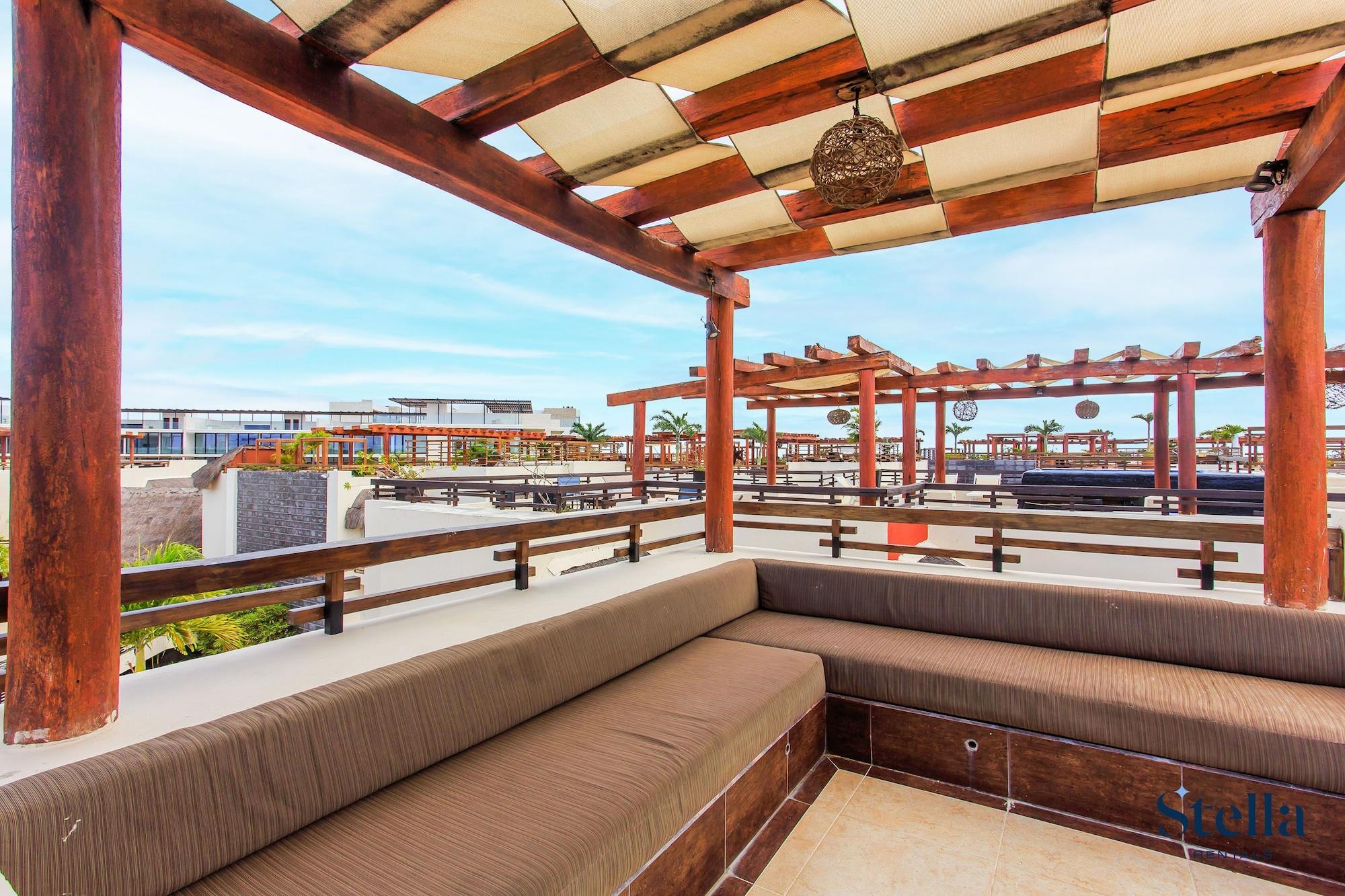 Vista Exterior Aldea Thai by Stella Rentals