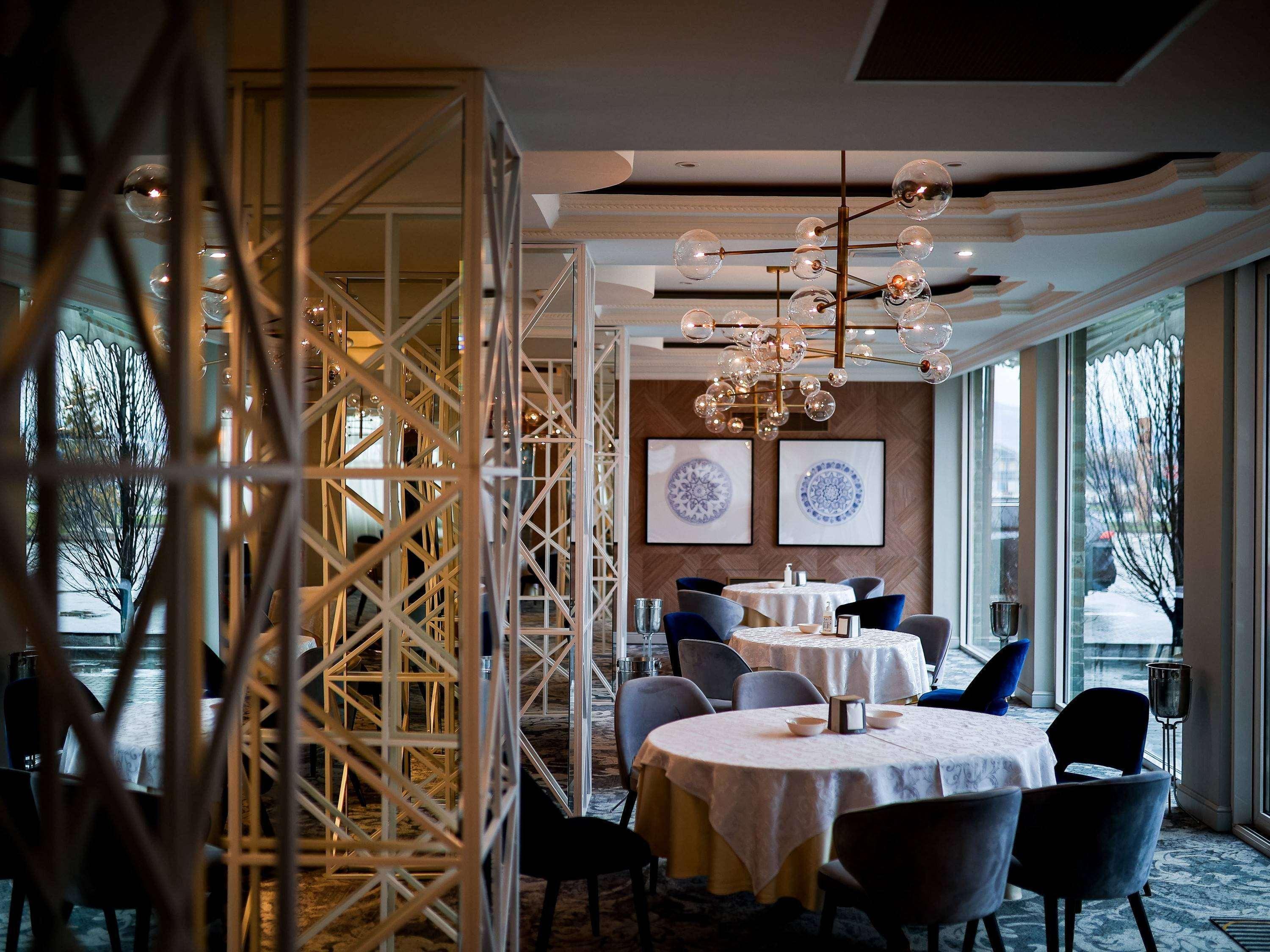 Vista Exterior Mercure Sibiu Airport