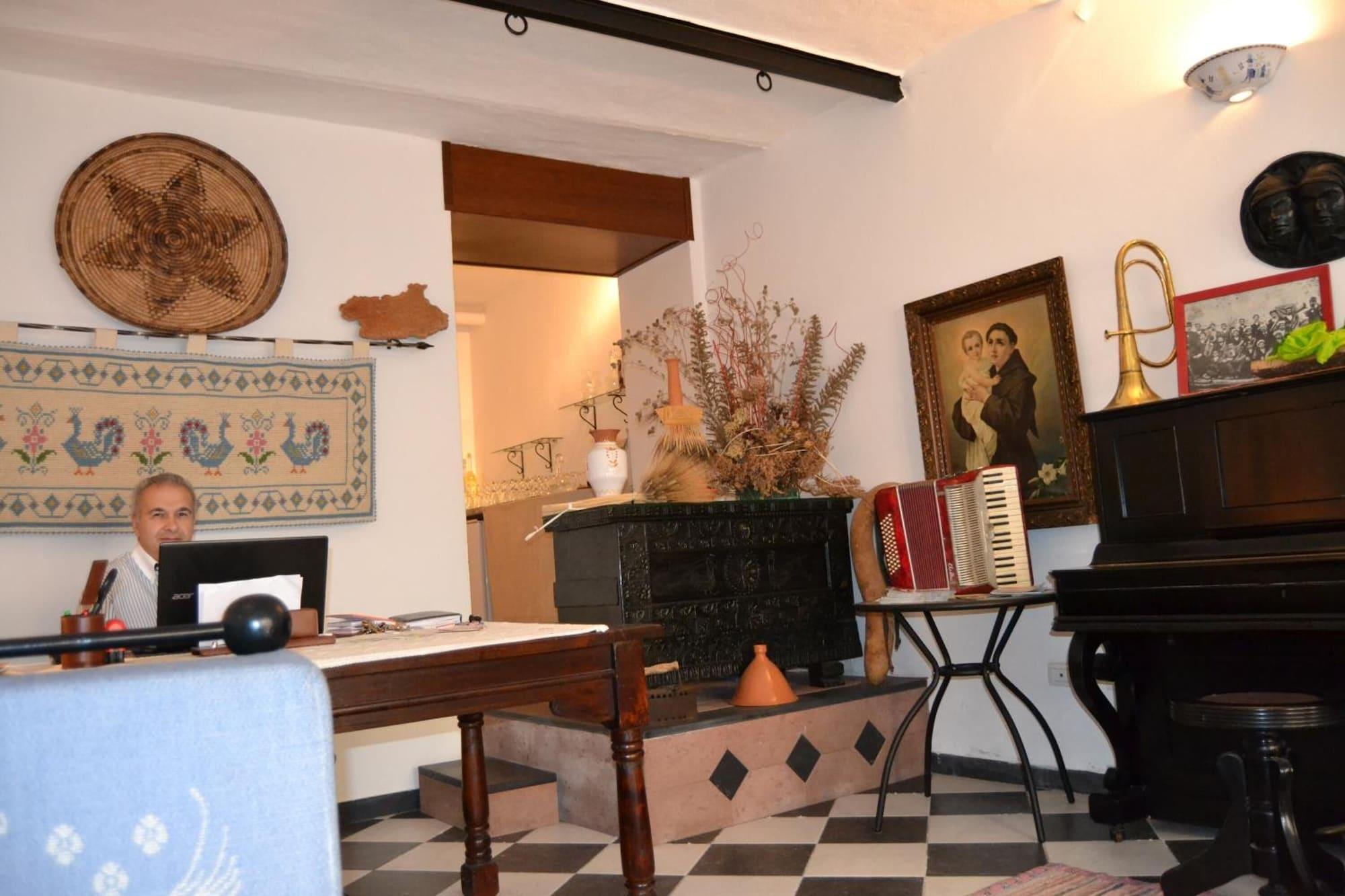 Vista Lobby Su Cantaru