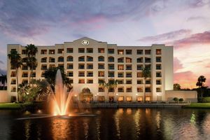 Alojamiento - Hilton Boca Raton Suites
