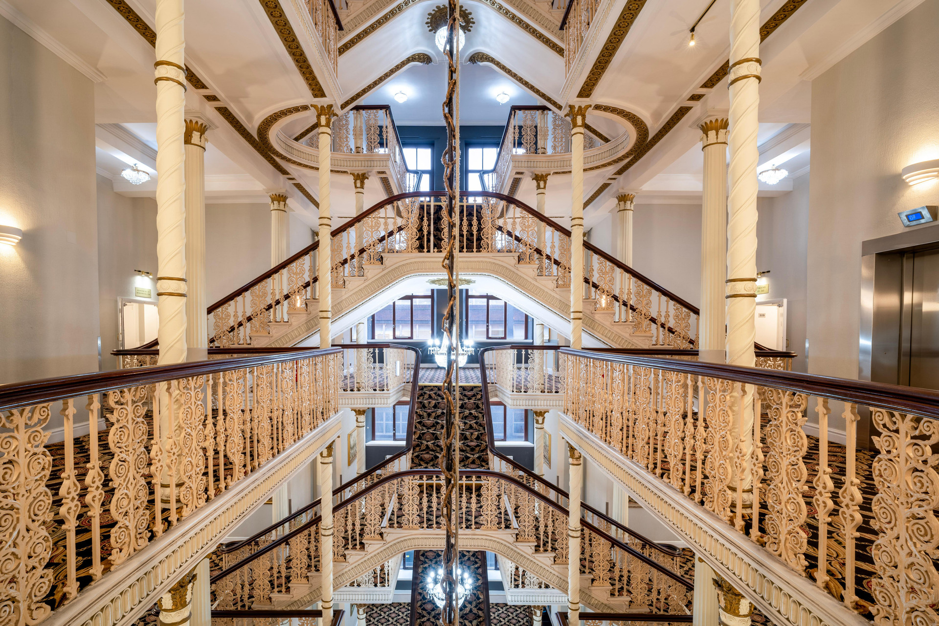 Vista Lobby Britannia Hotel Manchester