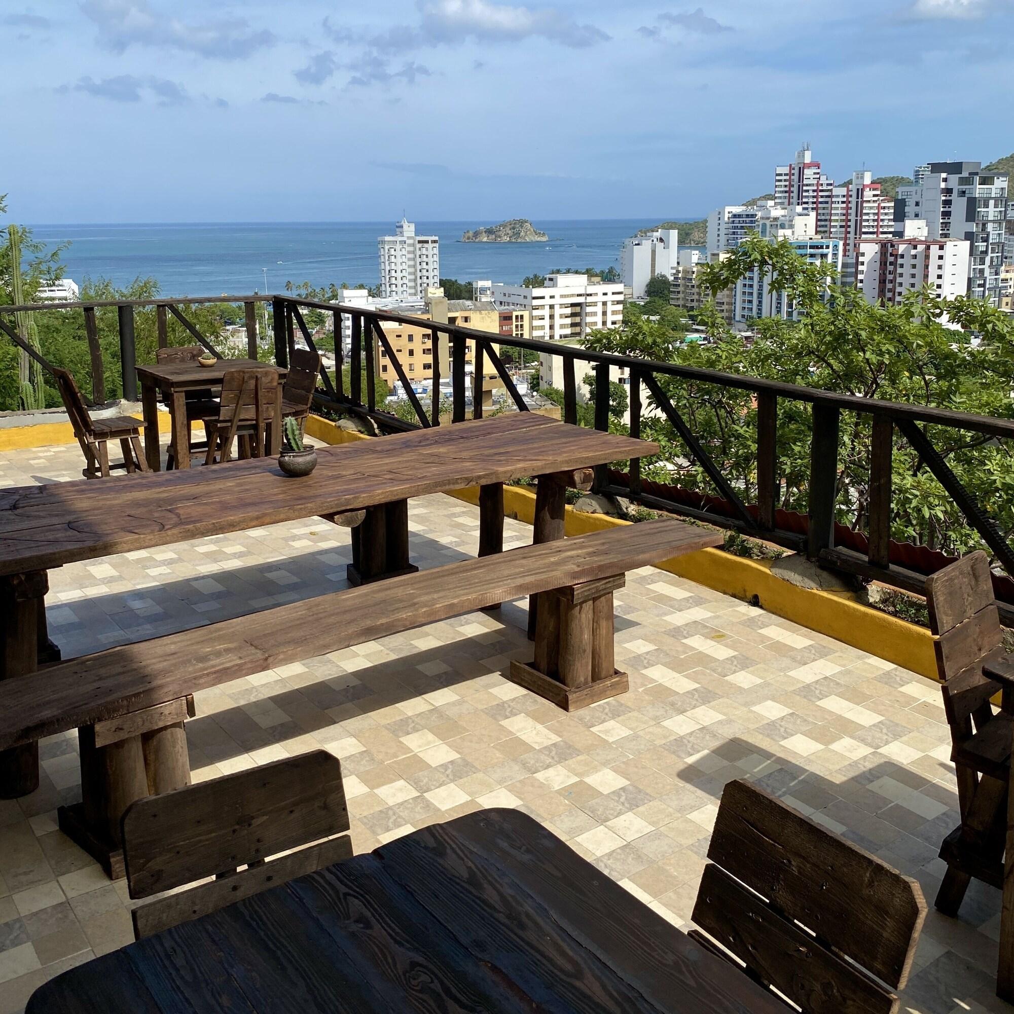 Restaurant Akela Gaira Hotel