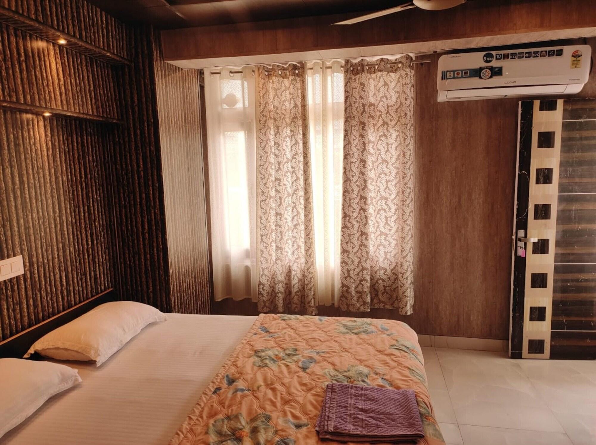 Equipamiento de Habitación Goroomgo Koyal Mandi