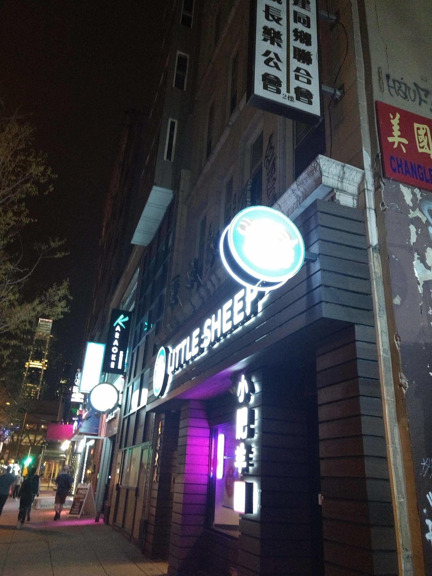 Varios Fairmount Guest House