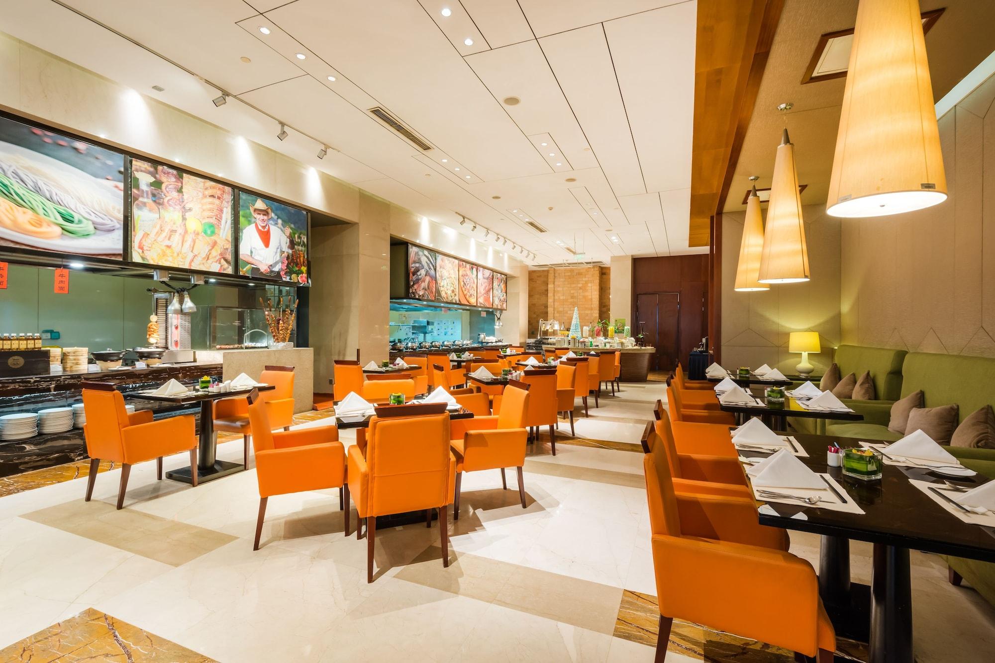 Restaurant Crowne Plaza Xiangyang by IHG