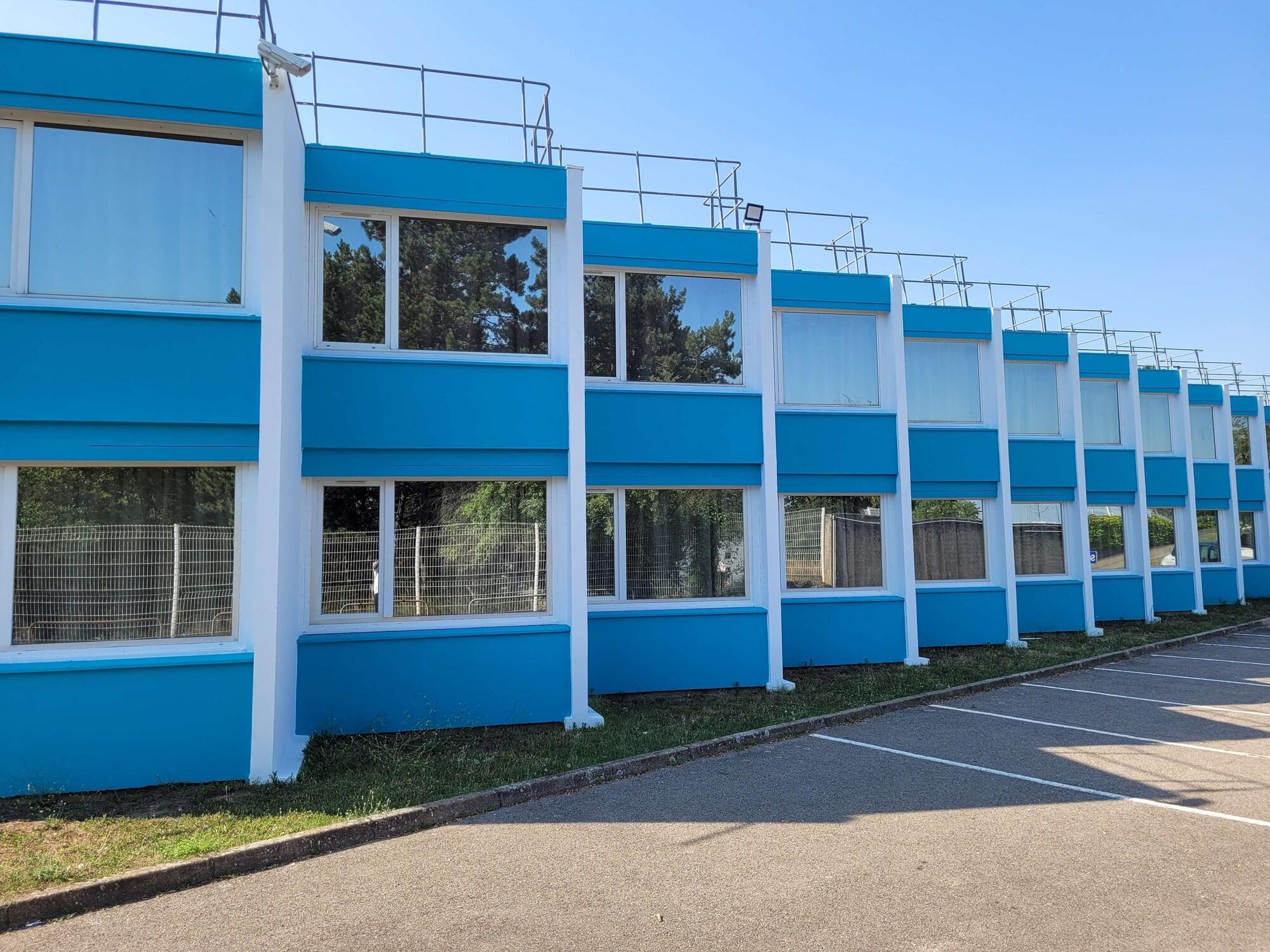 Vista Exterior Kyriad Direct Lyon Nord - Dardilly