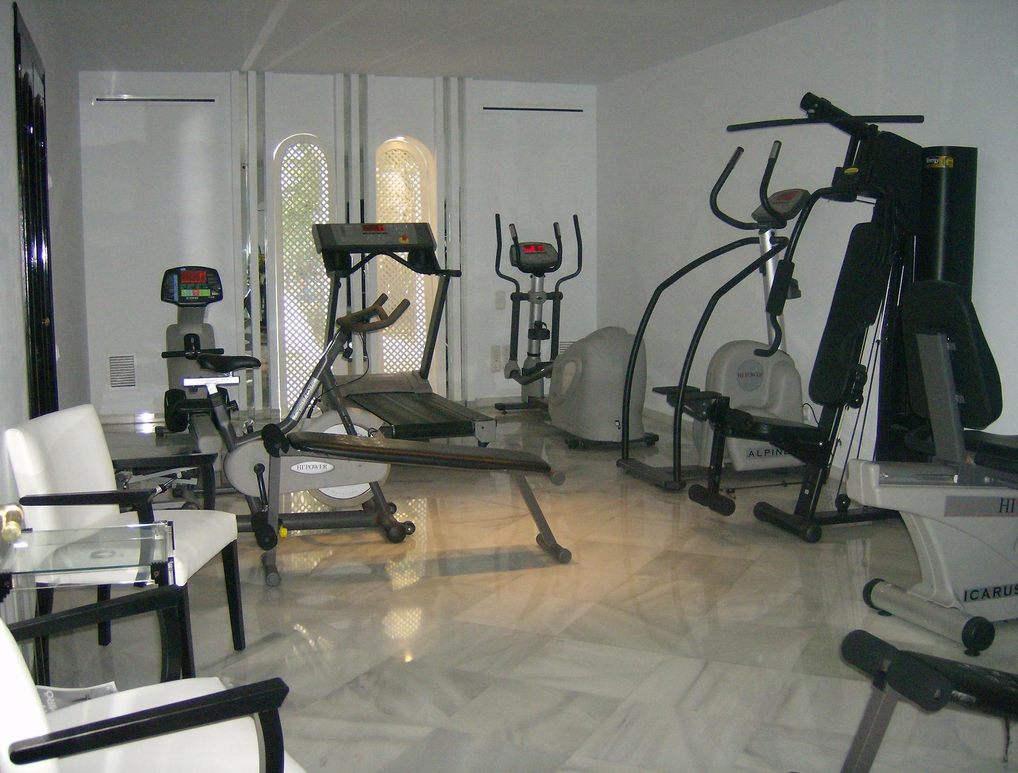 Gimnasio Hotel Suites Albayzin del Mar