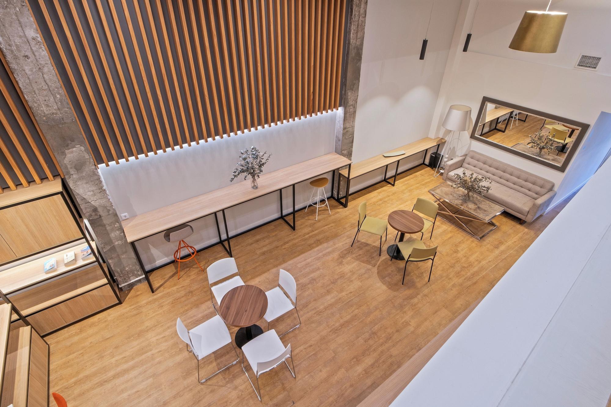 Vista Lobby Uma Suites Ondarreta
