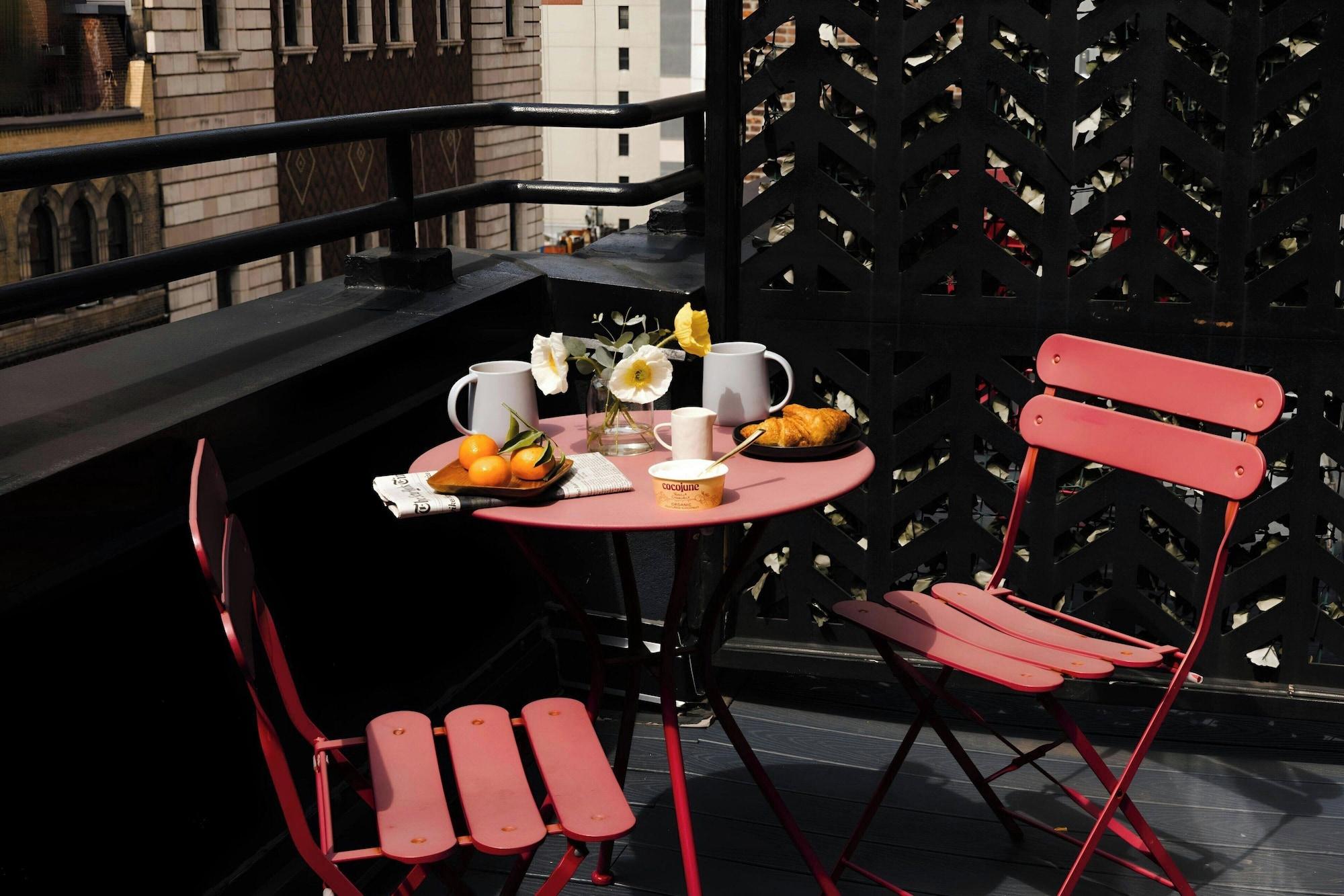 Equipamiento de Habitación Hotel Henri NY