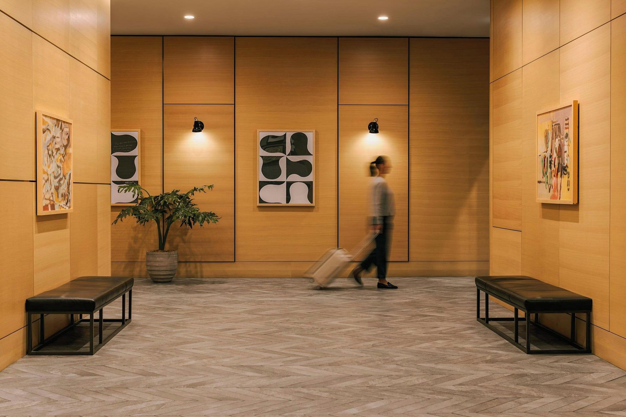 Vista Lobby Sonder by Marriott Bonvoy Revival Apartments English Bay