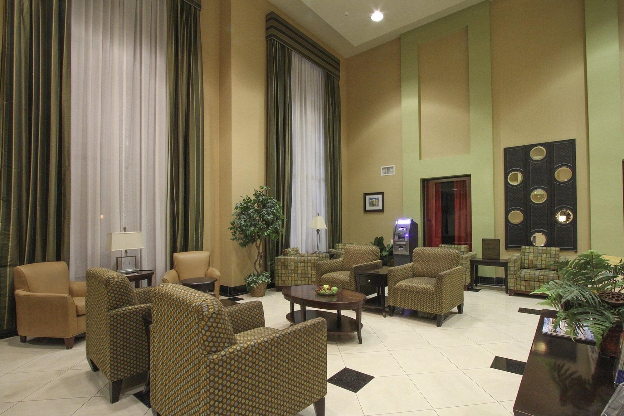 Vista Lobby GreenTree Inn & Suites Florence