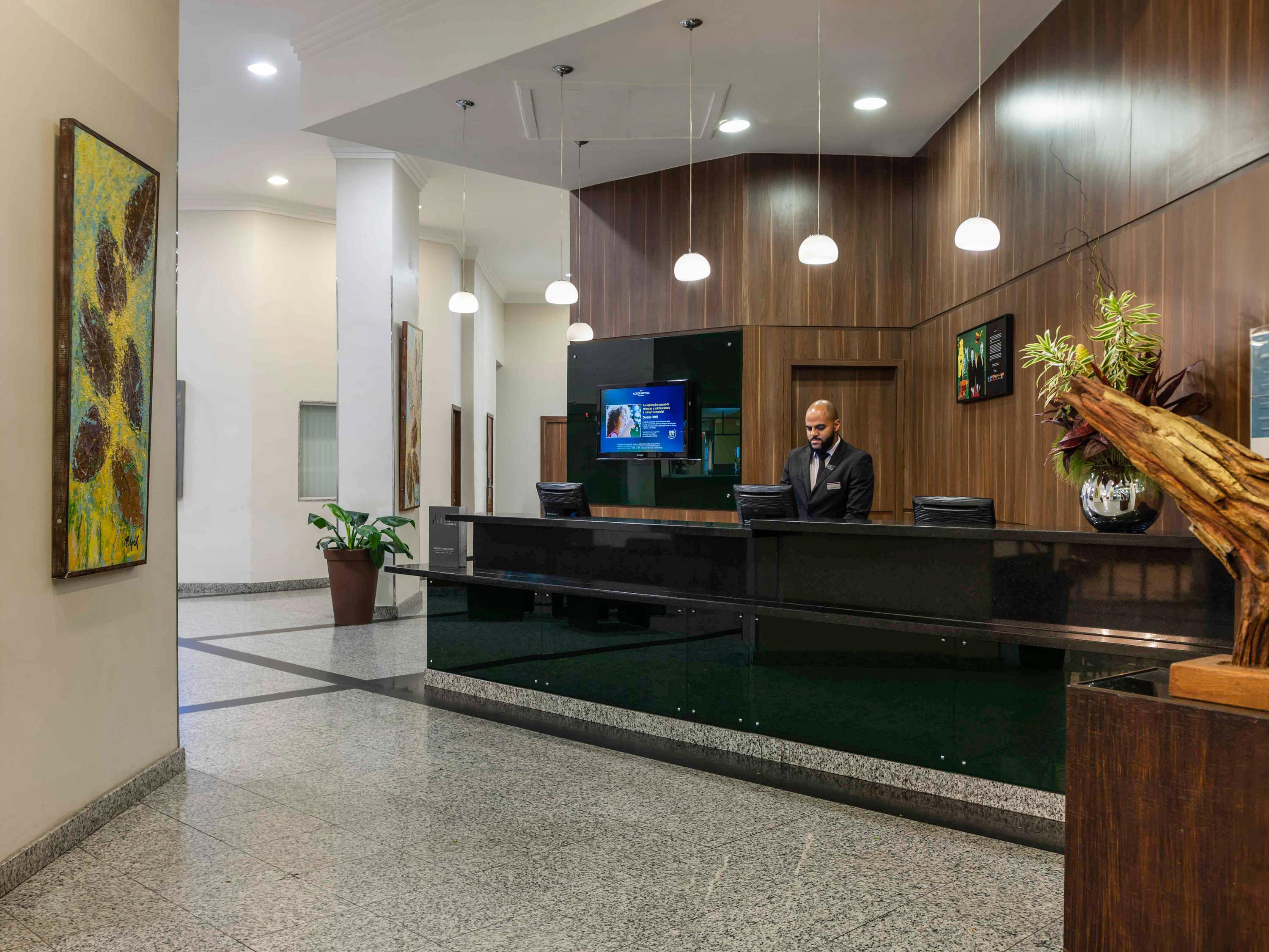 Vista Lobby Mercure RJ Nova Iguaçu Hotel