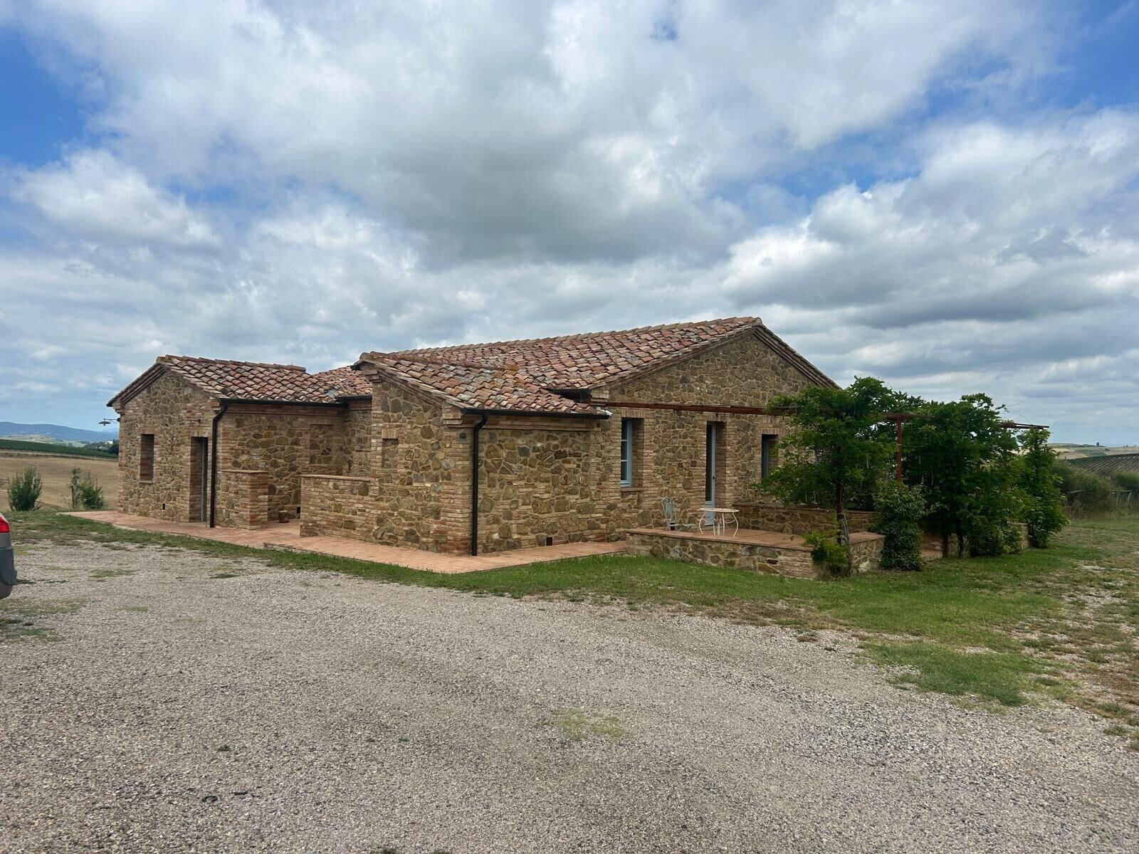 Vista Exterior Cordella in Valdorcia Truffle & Olive Oil Resort - Podere Borgasso