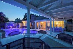 Alquiler Vacacional - Walk to Lake! Rowlett Escape w/ Fire Pit & Views