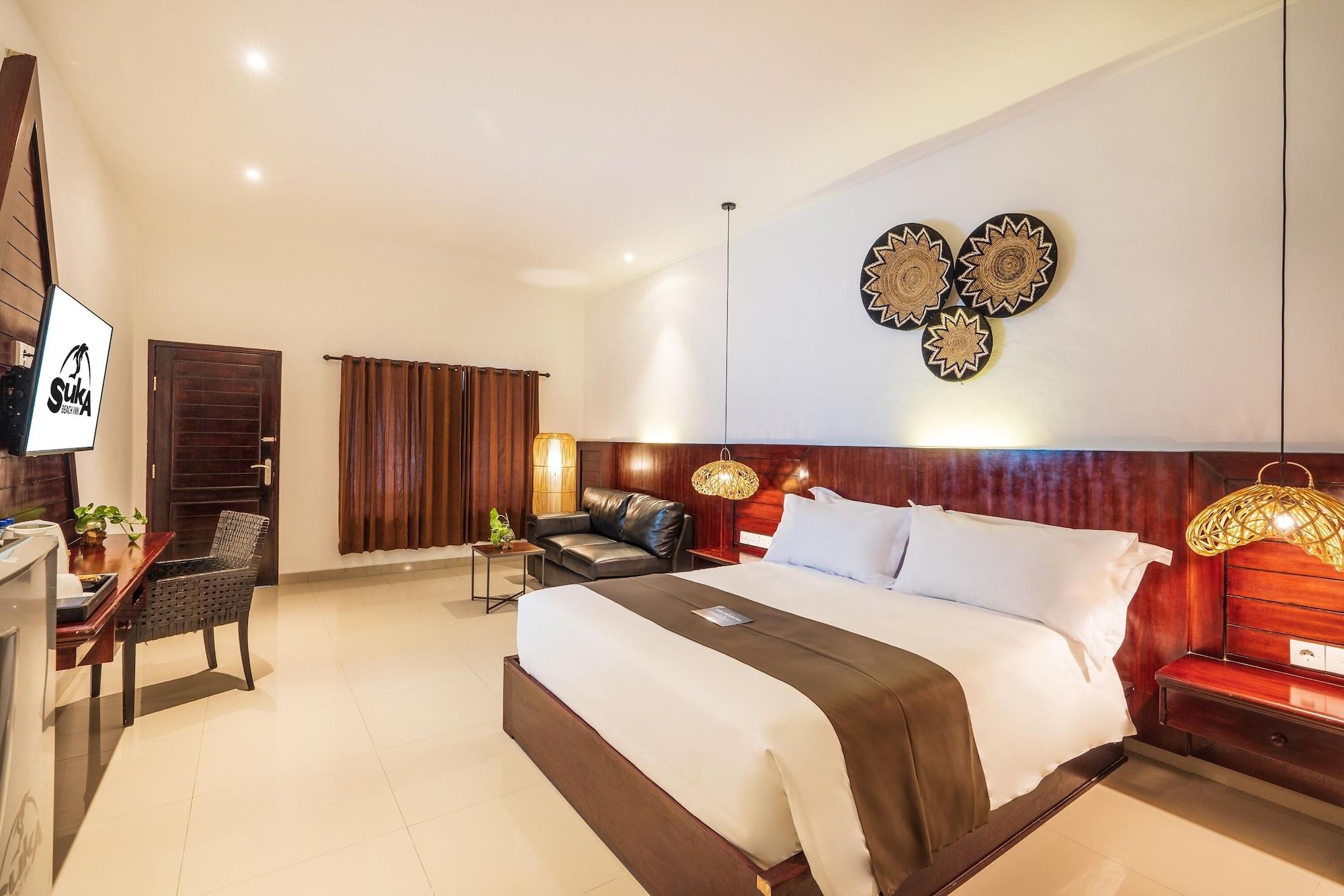 Varios Suka Beach Inn