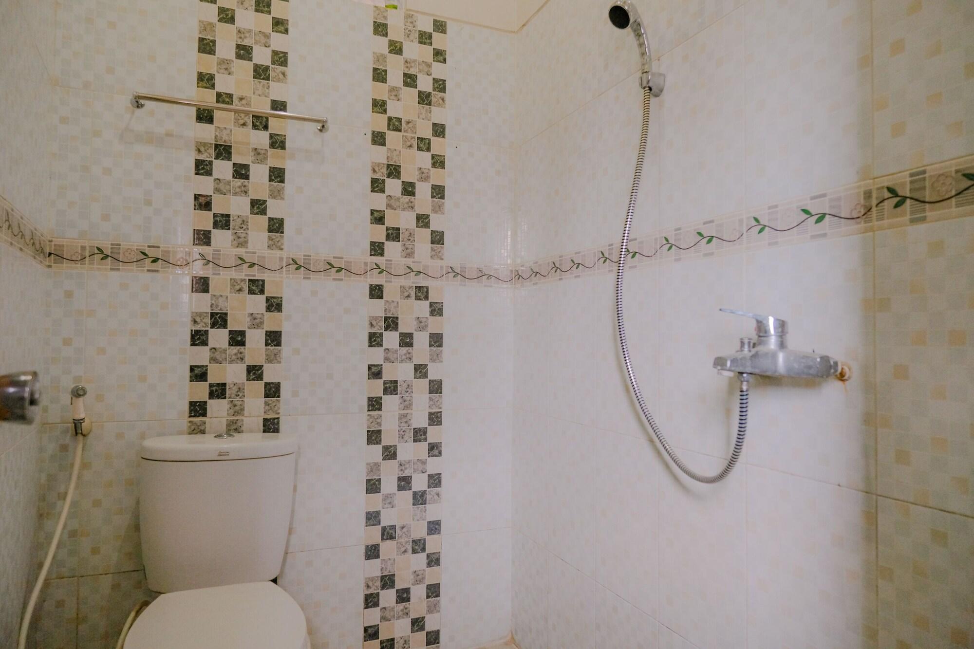 Equipamiento de Habitación OYO 2376 Tiara Residence Syariah