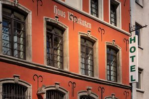 Alojamiento - Hotel Ahl Meerkatzen