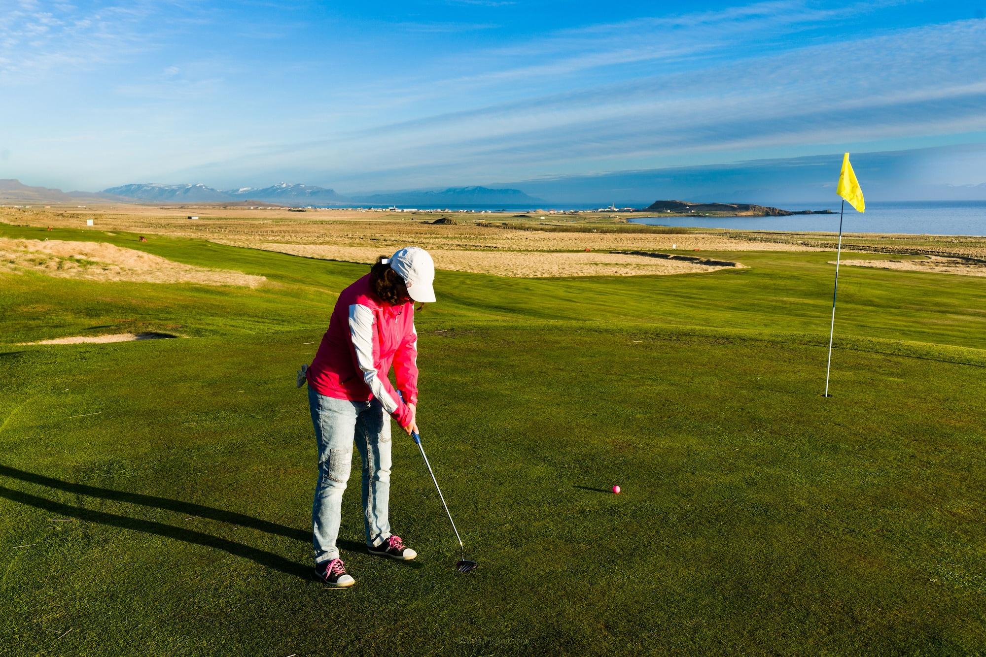 Campo de Golf Salthús Guesthouse