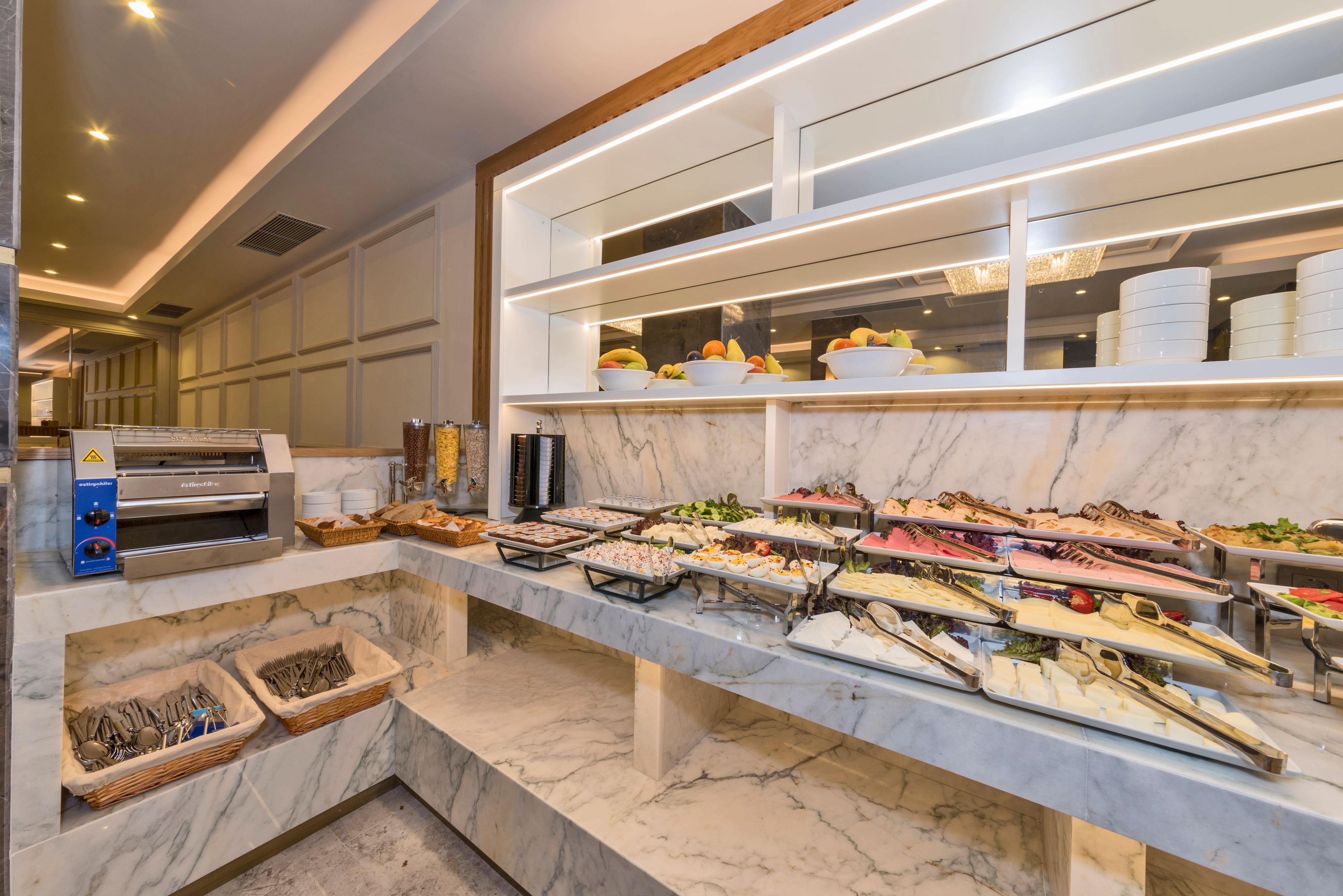 Restaurant Golden Royal Hotel & Spa