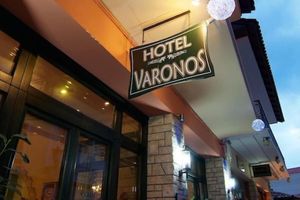 Alojamiento - Varonos