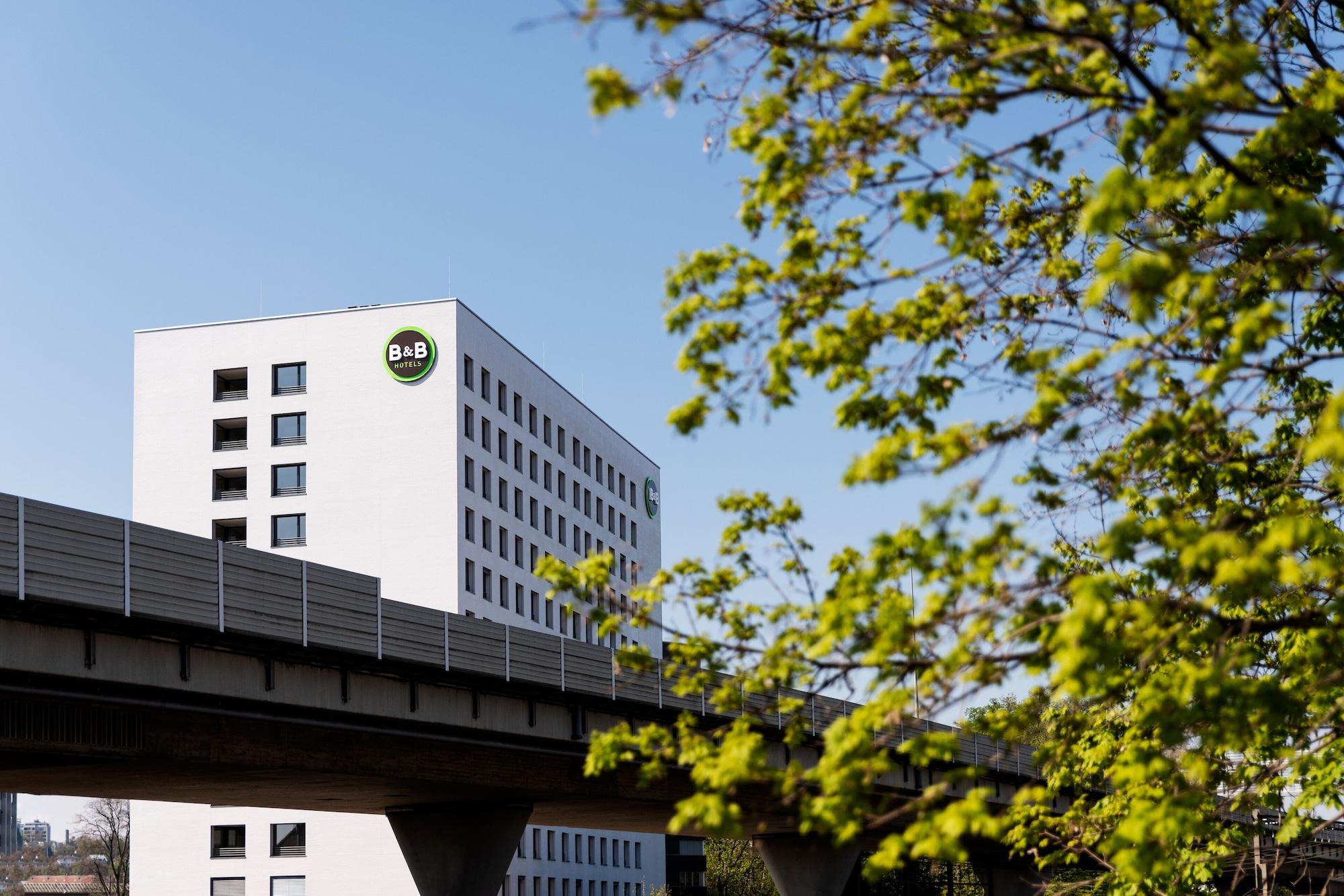 Varios B&B Hotel Basel