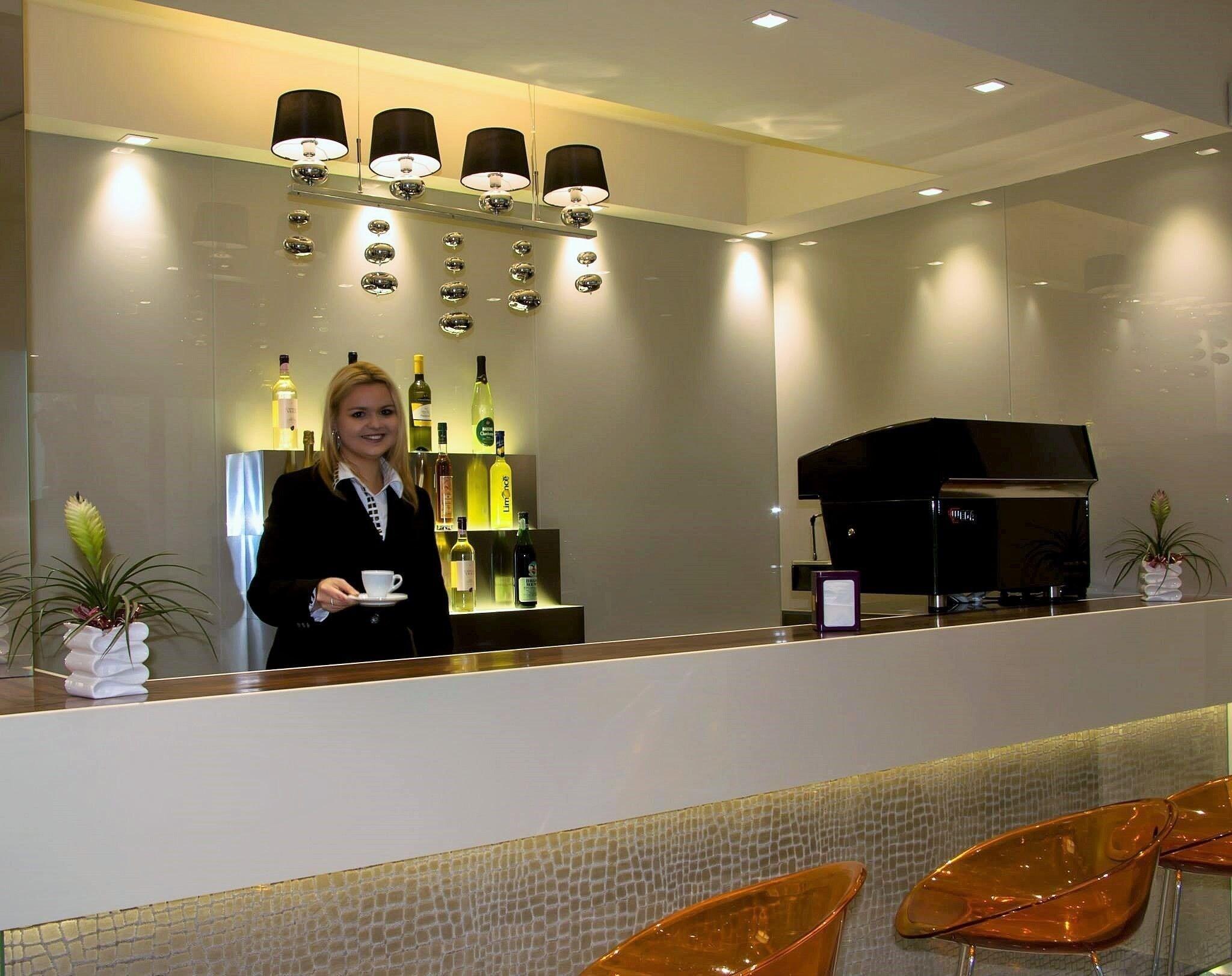 Bar/Salón Hotel Aurora Mare