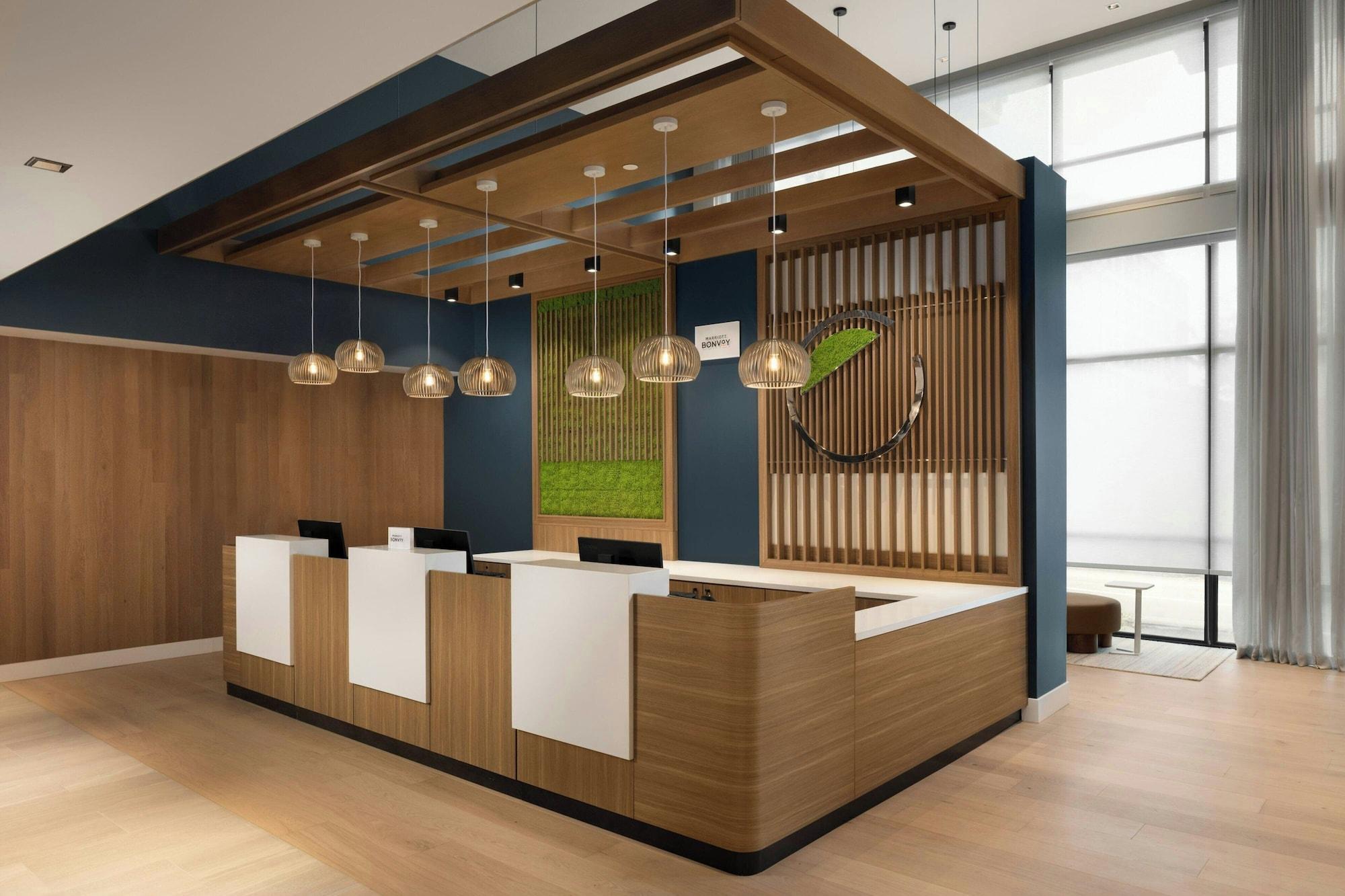 Vista Lobby Element Seattle Downtown