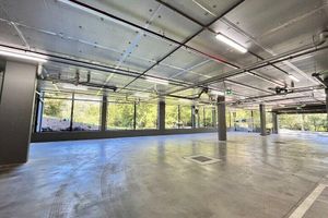 Alquiler Vacacional - Stylish & Central Healesville Apartment with Leafy Views & Balcony