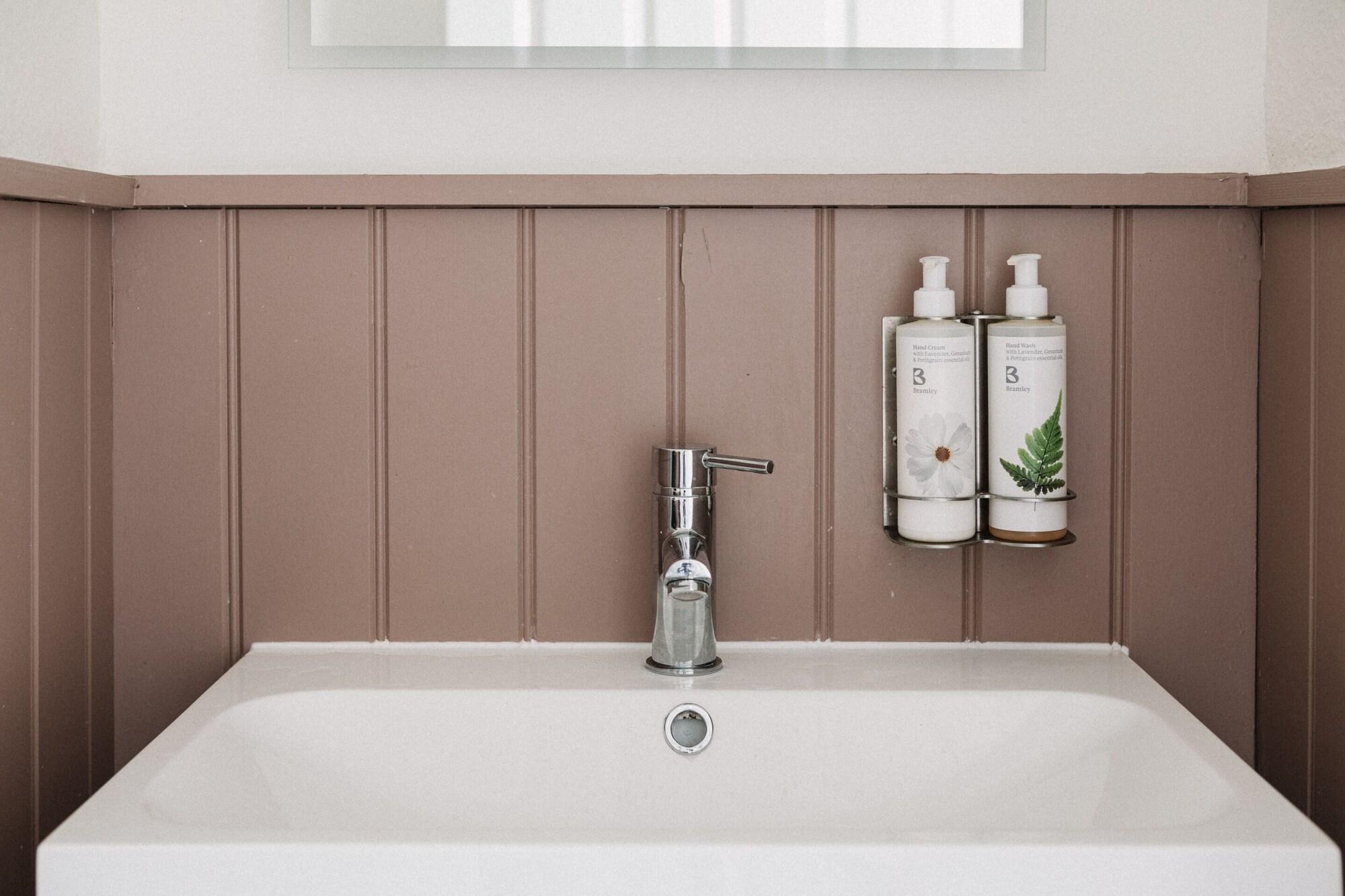 Varios The Exeter Inn