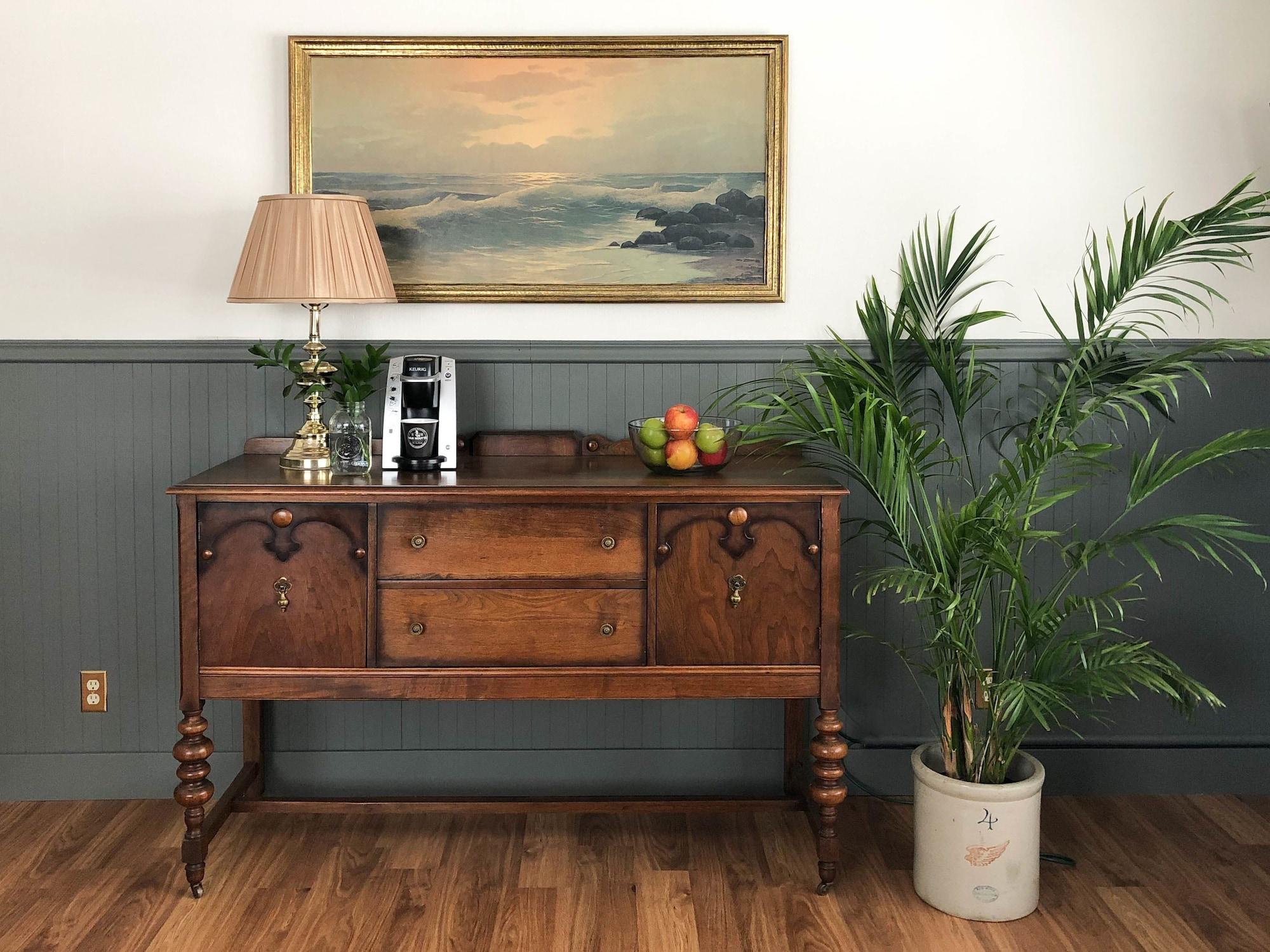 Vista Lobby The Bayview Motel - Fort Frances, ON - Lakeside Motel