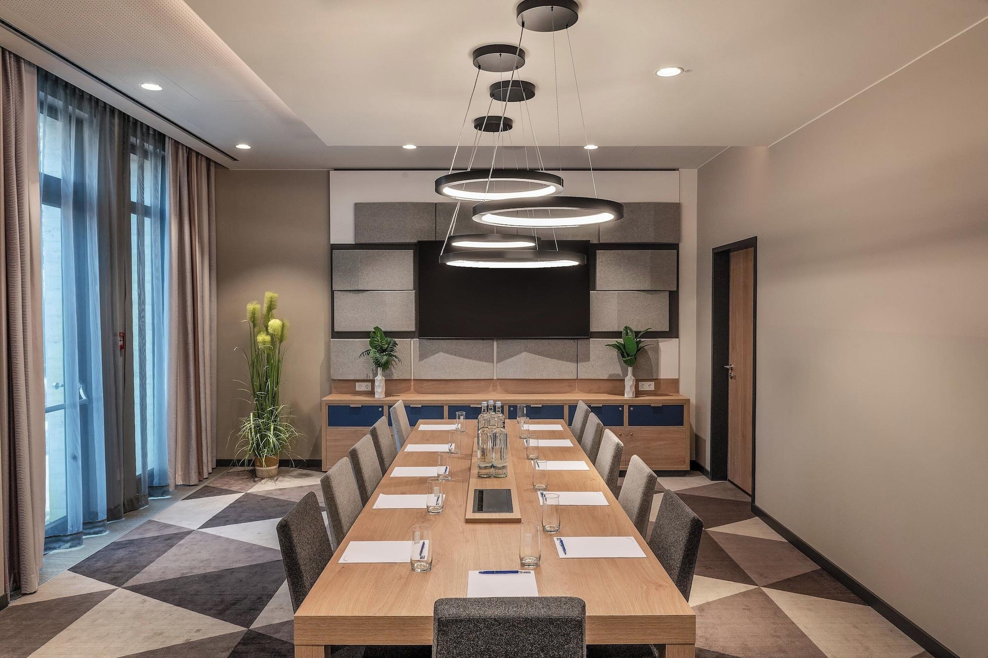 Sala de Reuniones Holiday Inn Express Munich North by IHG