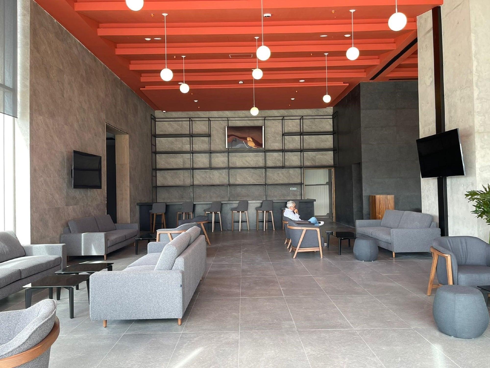 Vista Lobby Galeria Plaza Leon