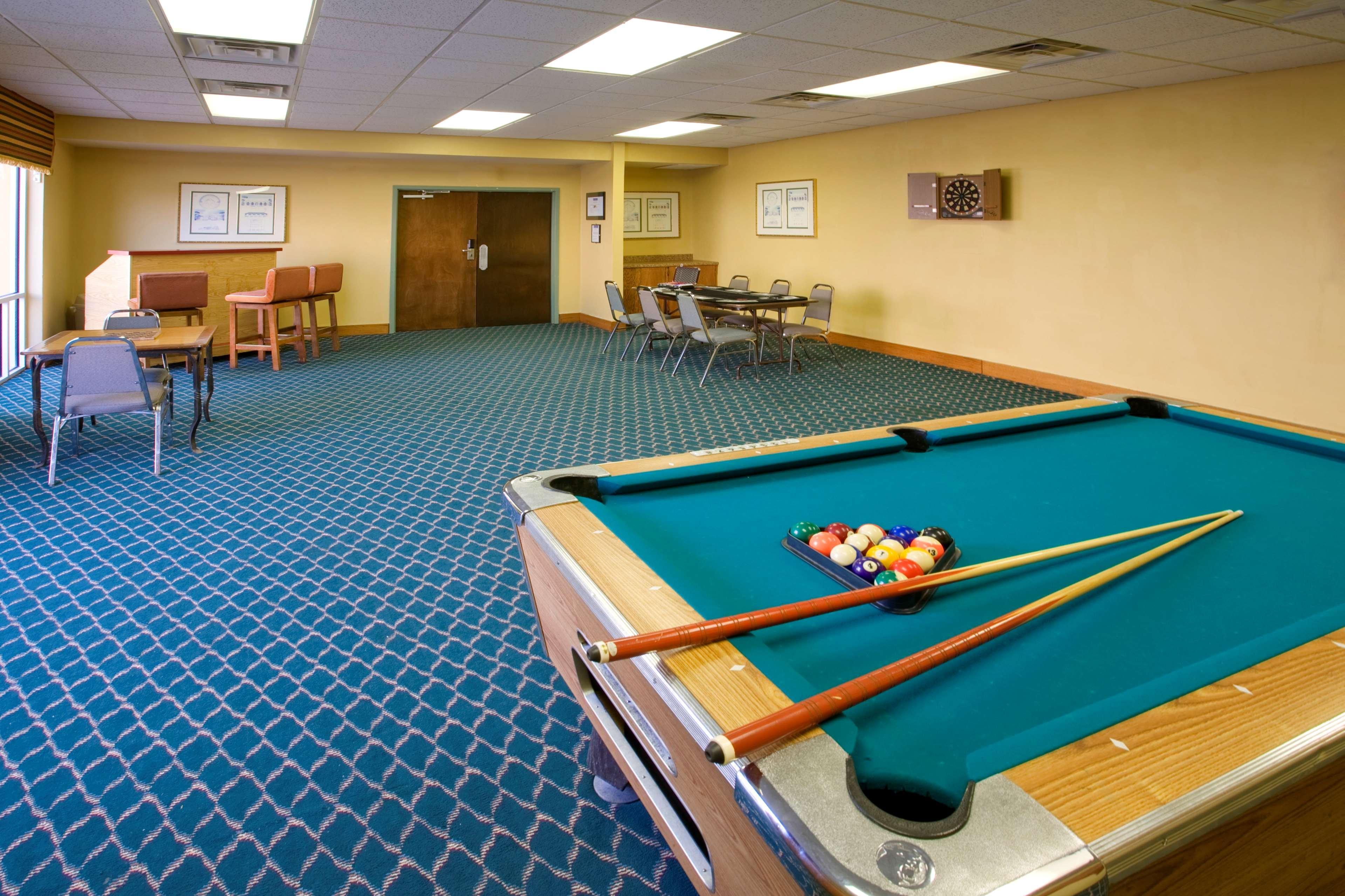 Instalaciones Recreativas Americas Best Value Inn Laredo