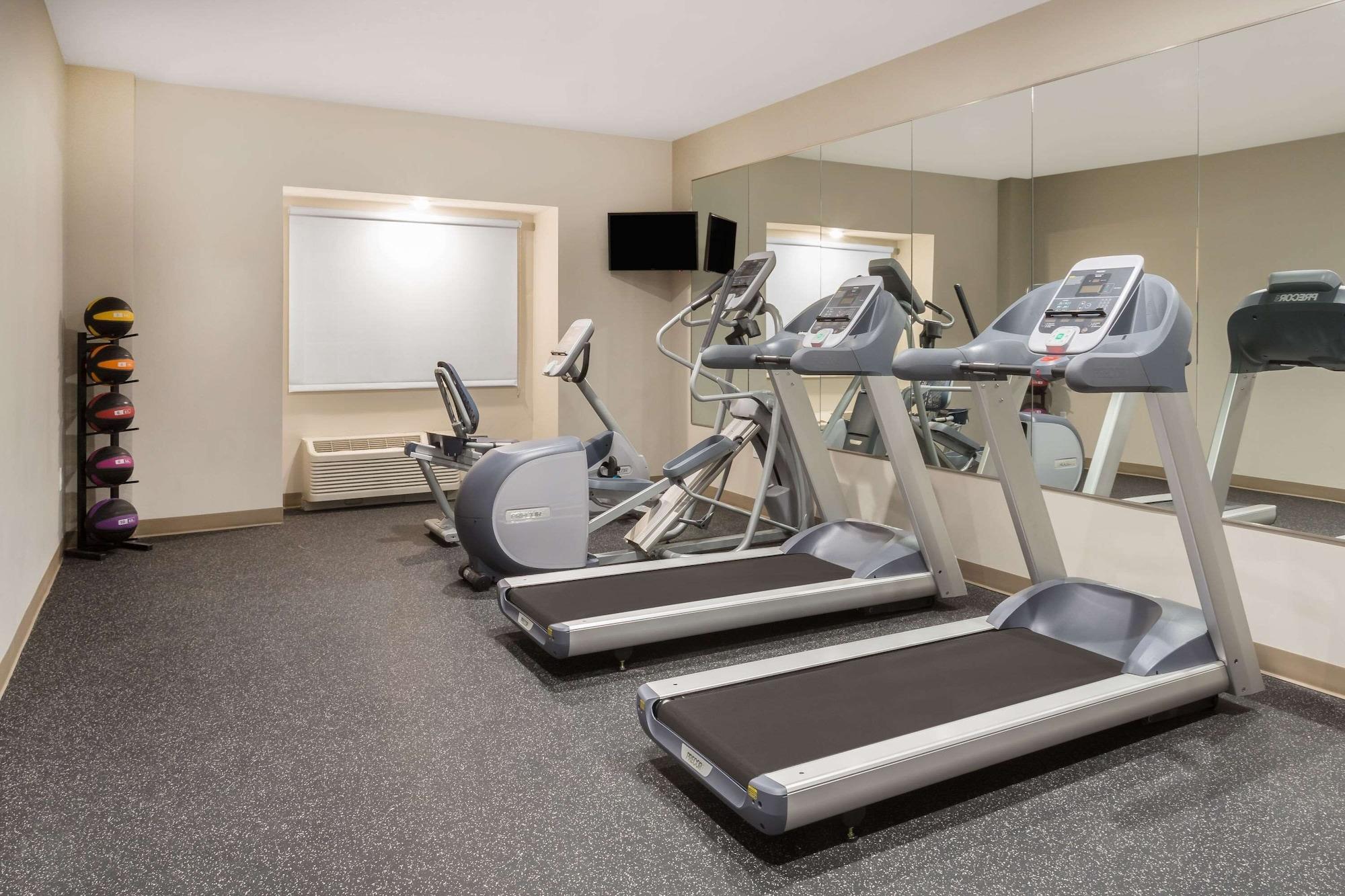Gimnasio Microtel Inn & Suites by Wyndham Springville/Provo