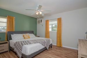 Alquiler Vacacional - Cozy Florida home 7 mins from two beaches with outdoor pool!