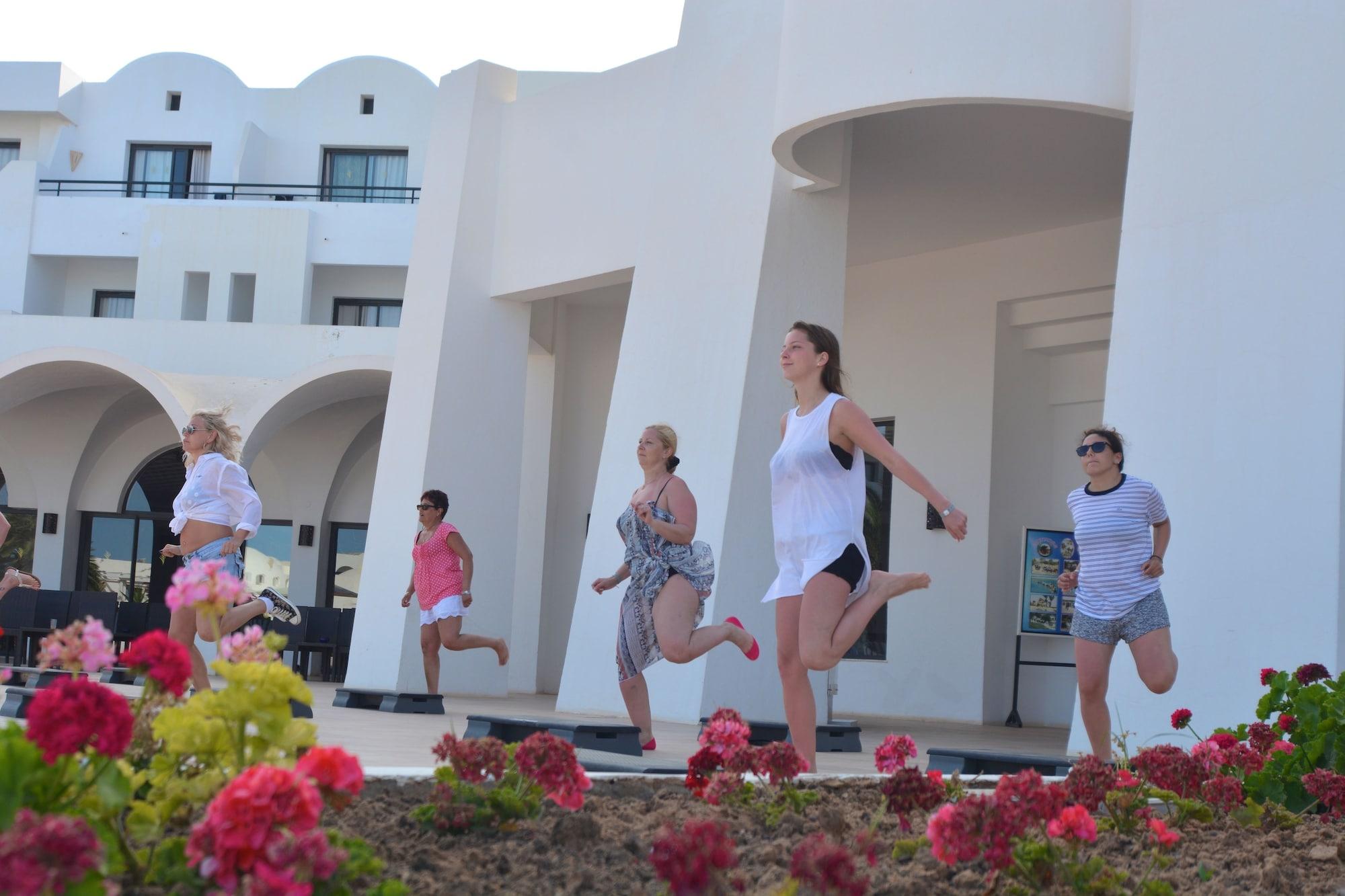 Gimnasio Club Palm Azur - Families and Couples