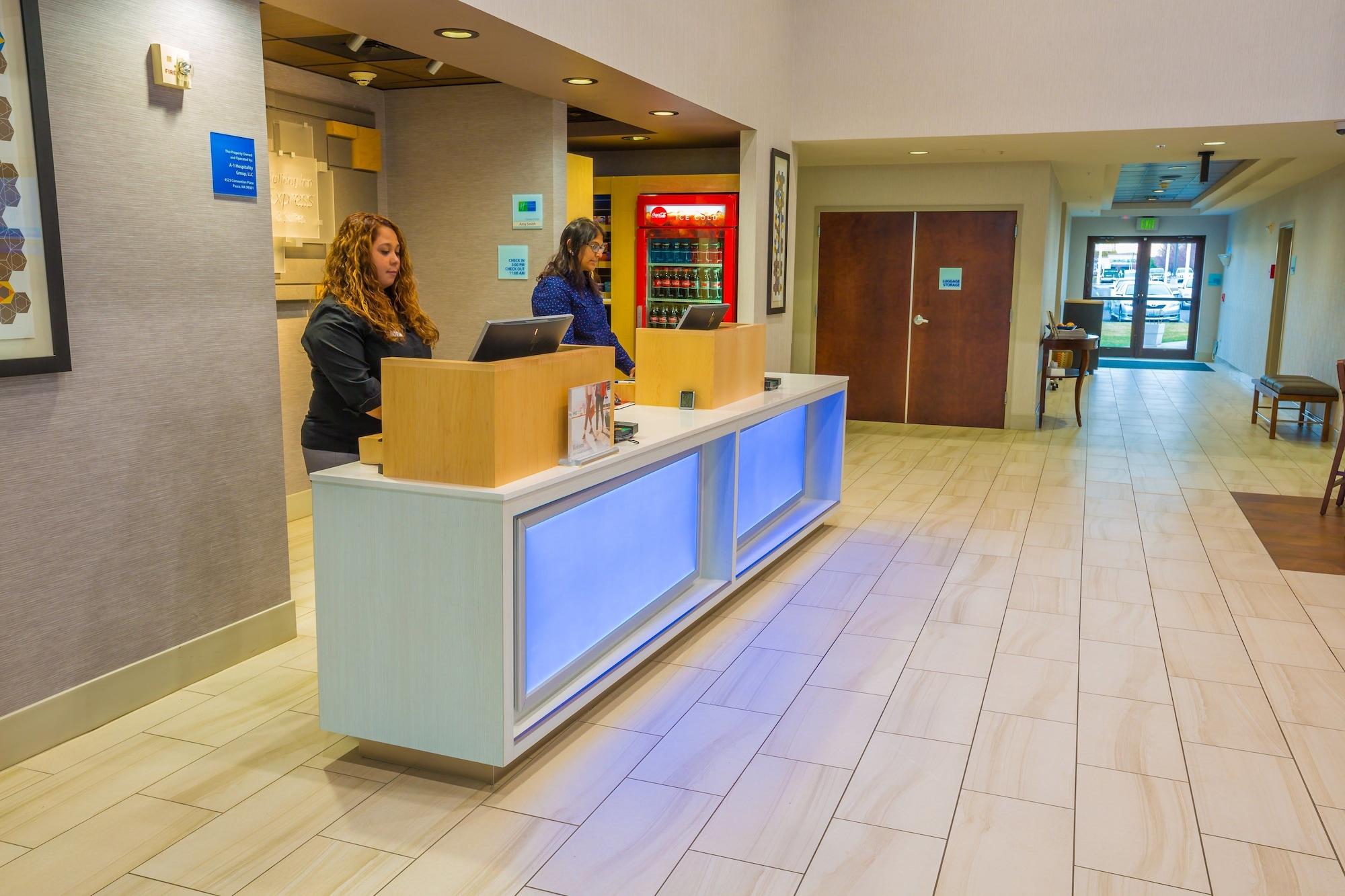 Vista Lobby Holiday Inn Express Hotel & Suites Pasco-Tri Cities by IHG